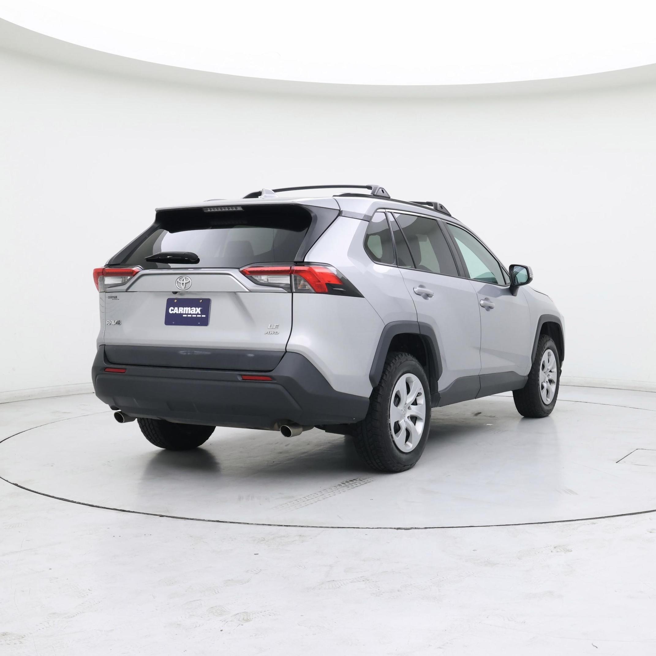 Thumbnail: 2019 Toyota RAV4 - 8