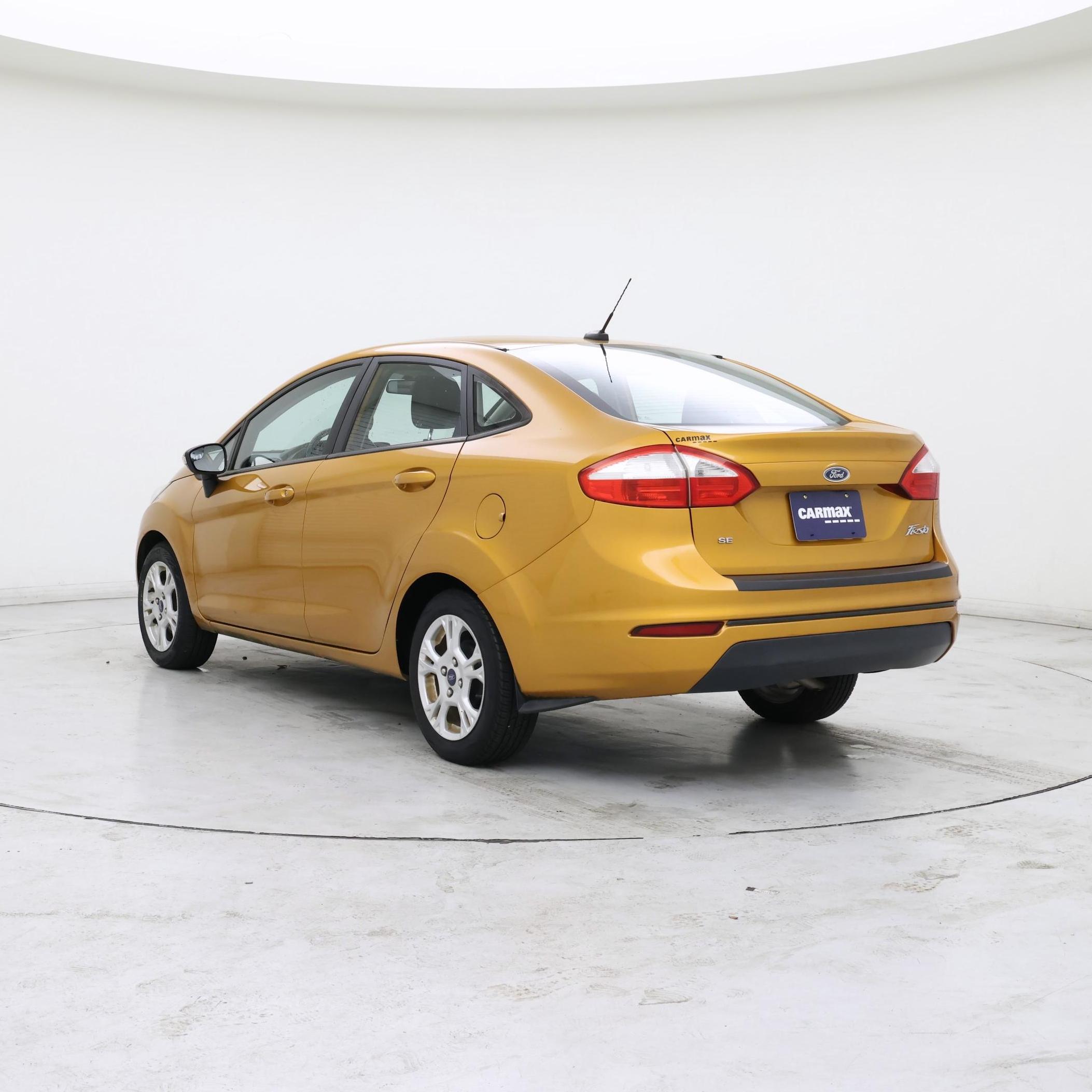 Thumbnail: 2016 Ford Fiesta - 2