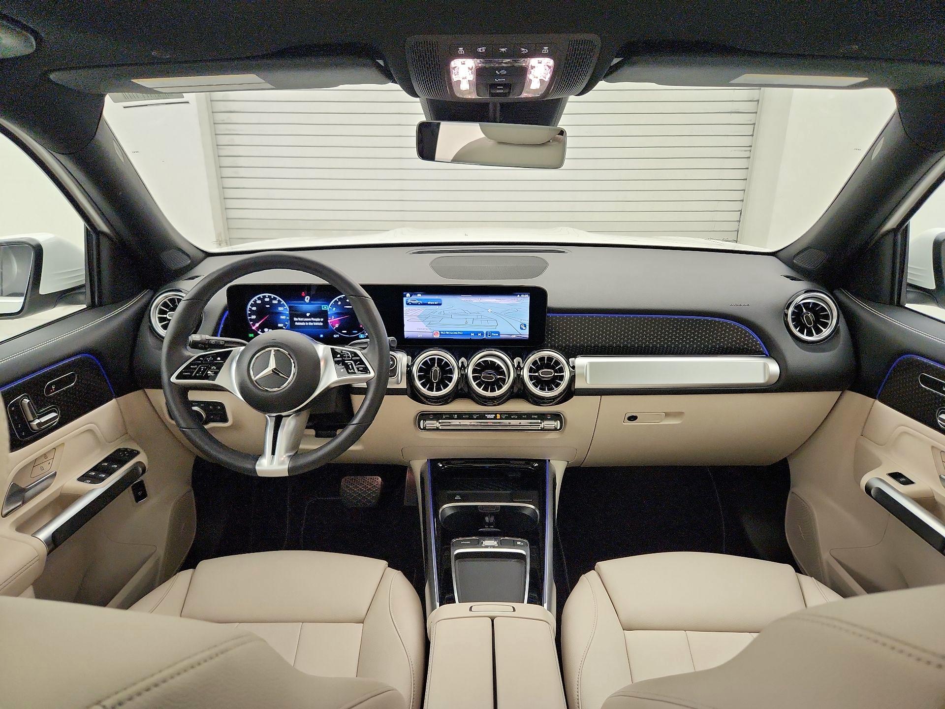 Thumbnail: 2024 Mercedes-Benz GLB - 9