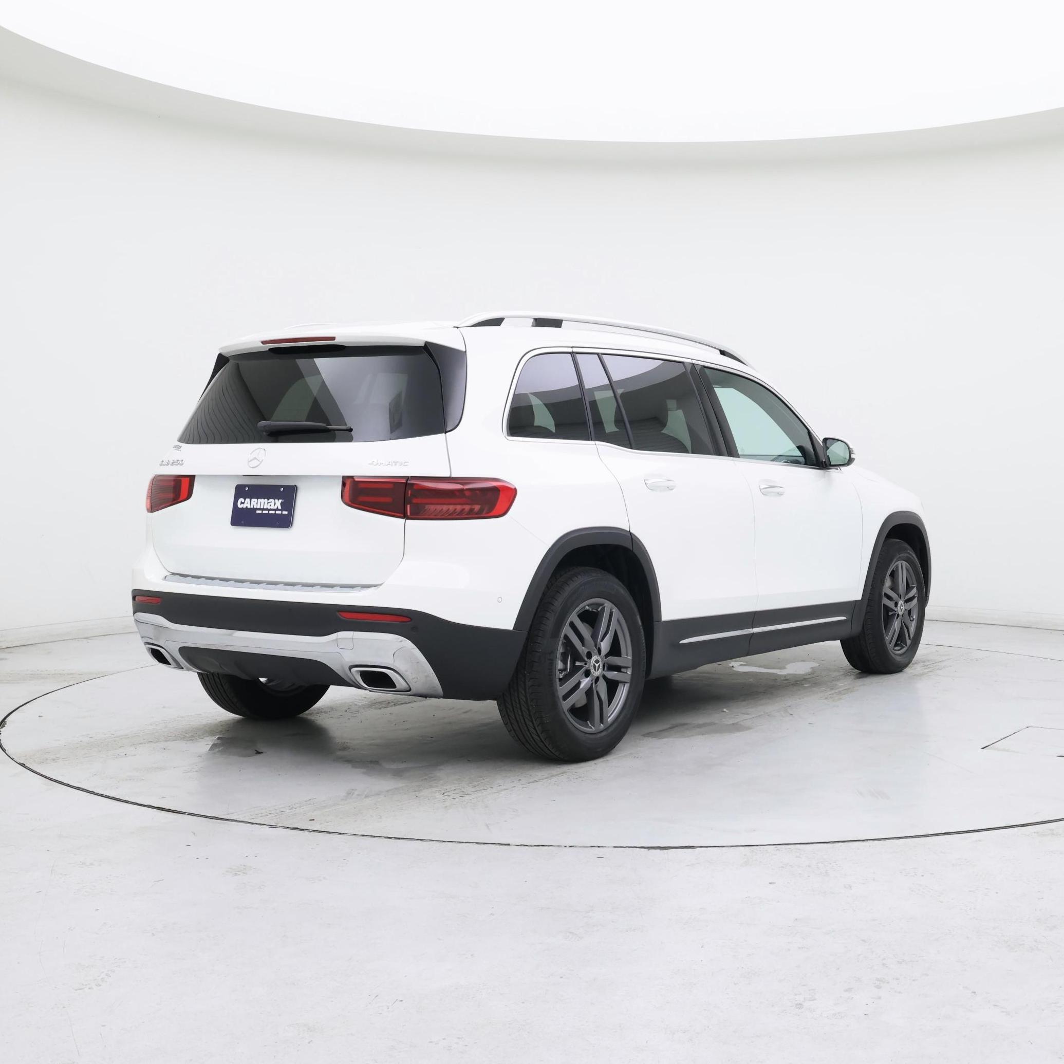 Thumbnail: 2024 Mercedes-Benz GLB - 8