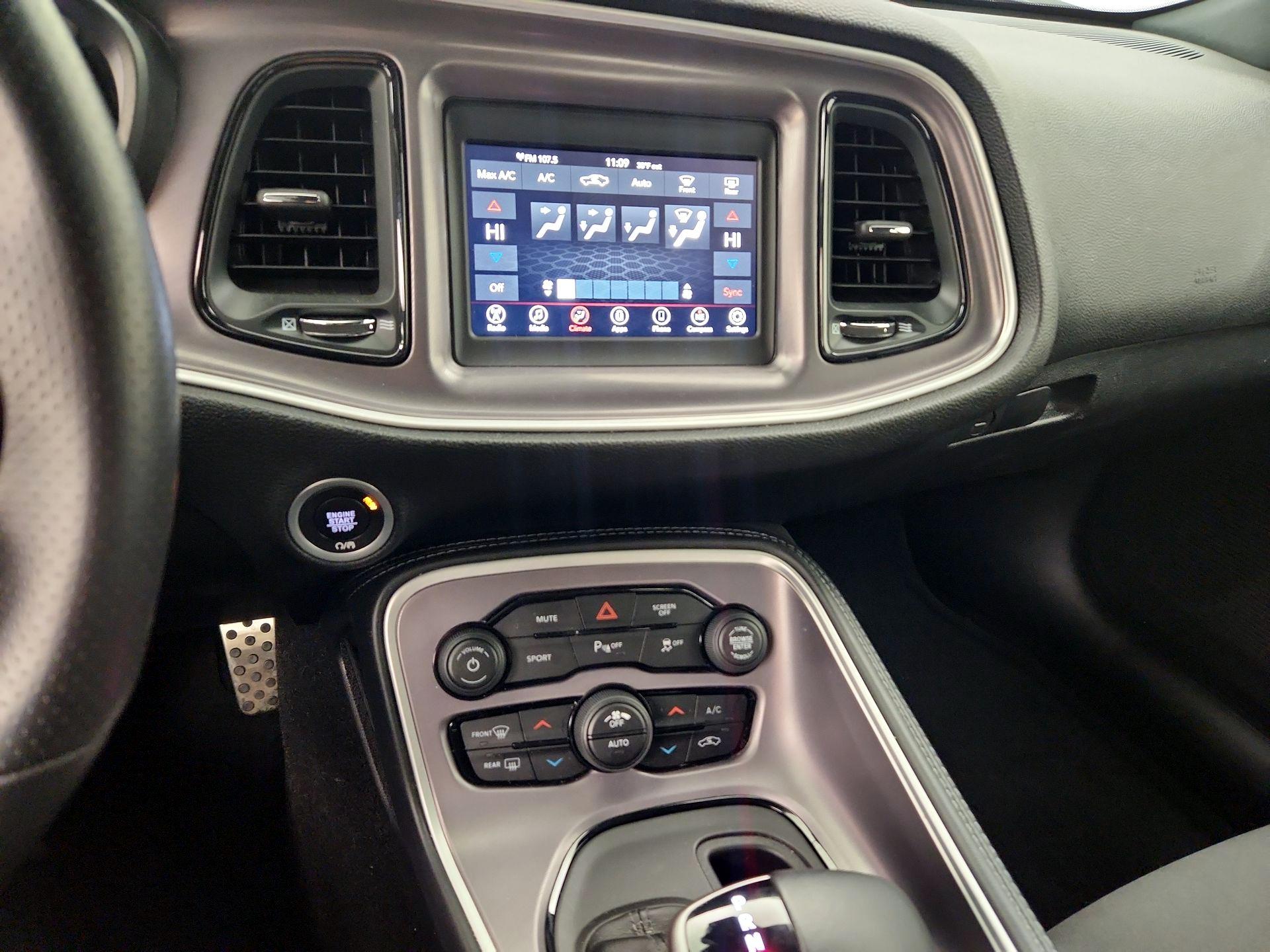 Thumbnail: 2022 Dodge Challenger - 16