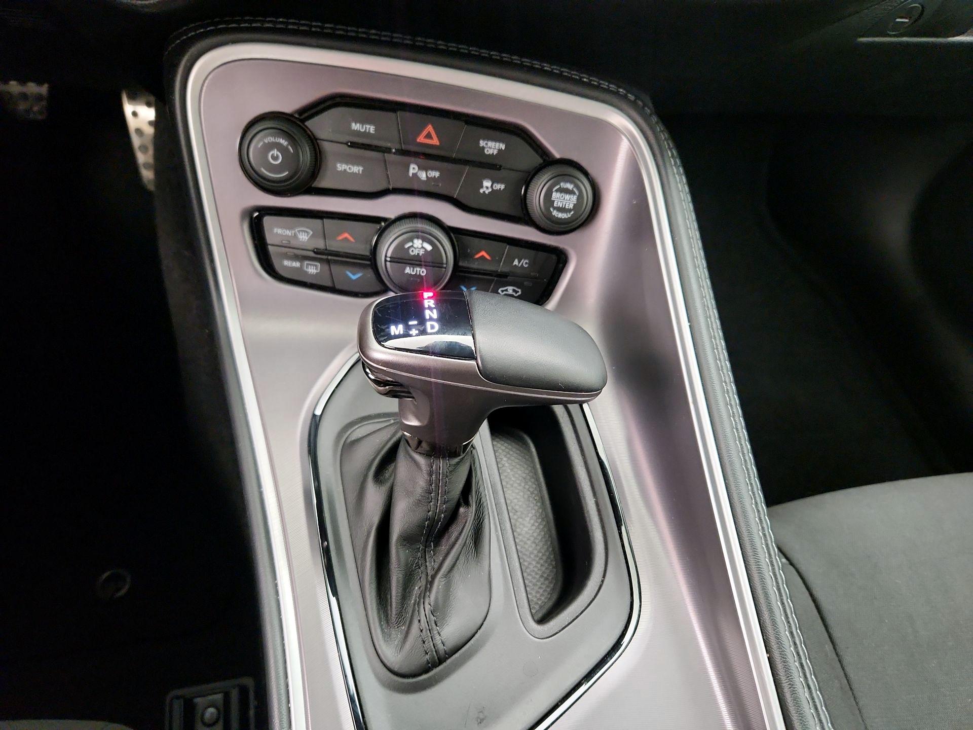 Thumbnail: 2022 Dodge Challenger - 17