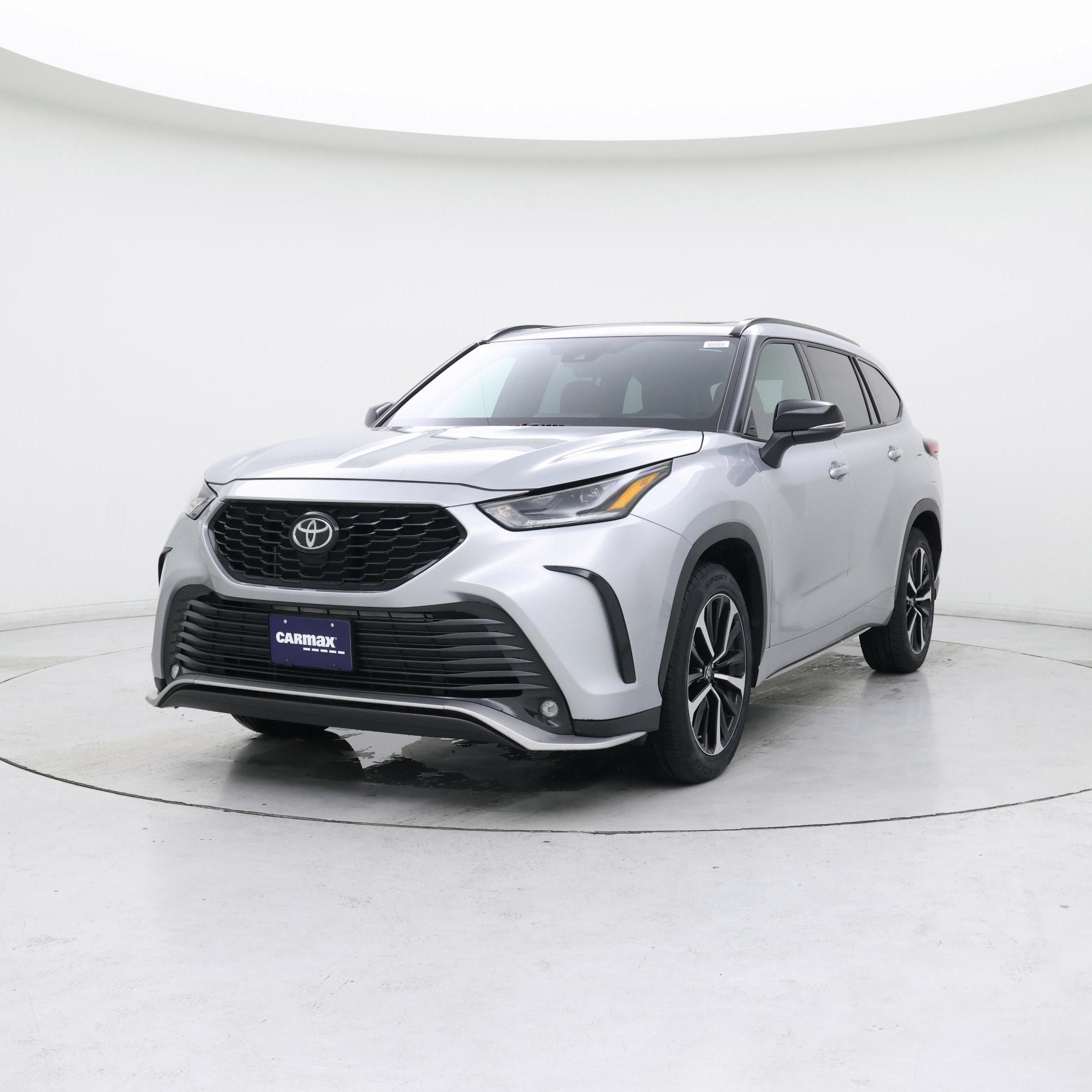 Thumbnail: 2022 Toyota Highlander - 4