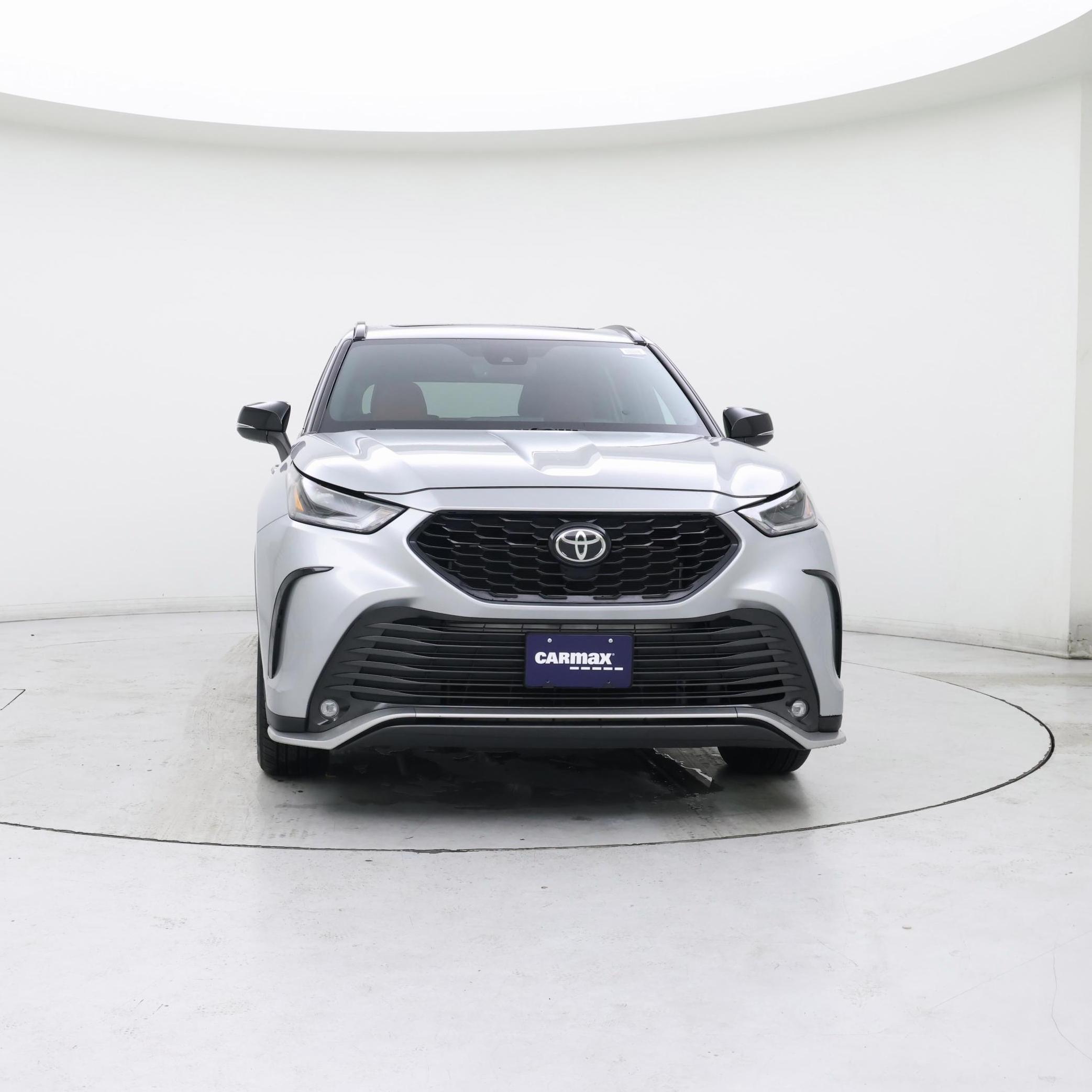 Thumbnail: 2022 Toyota Highlander - 5