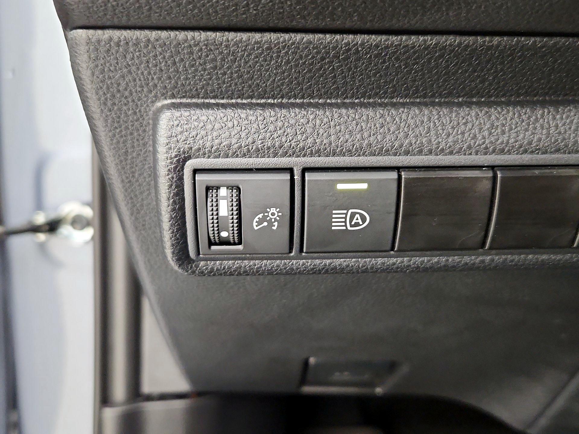 Thumbnail: 2024 Toyota Corolla - 13