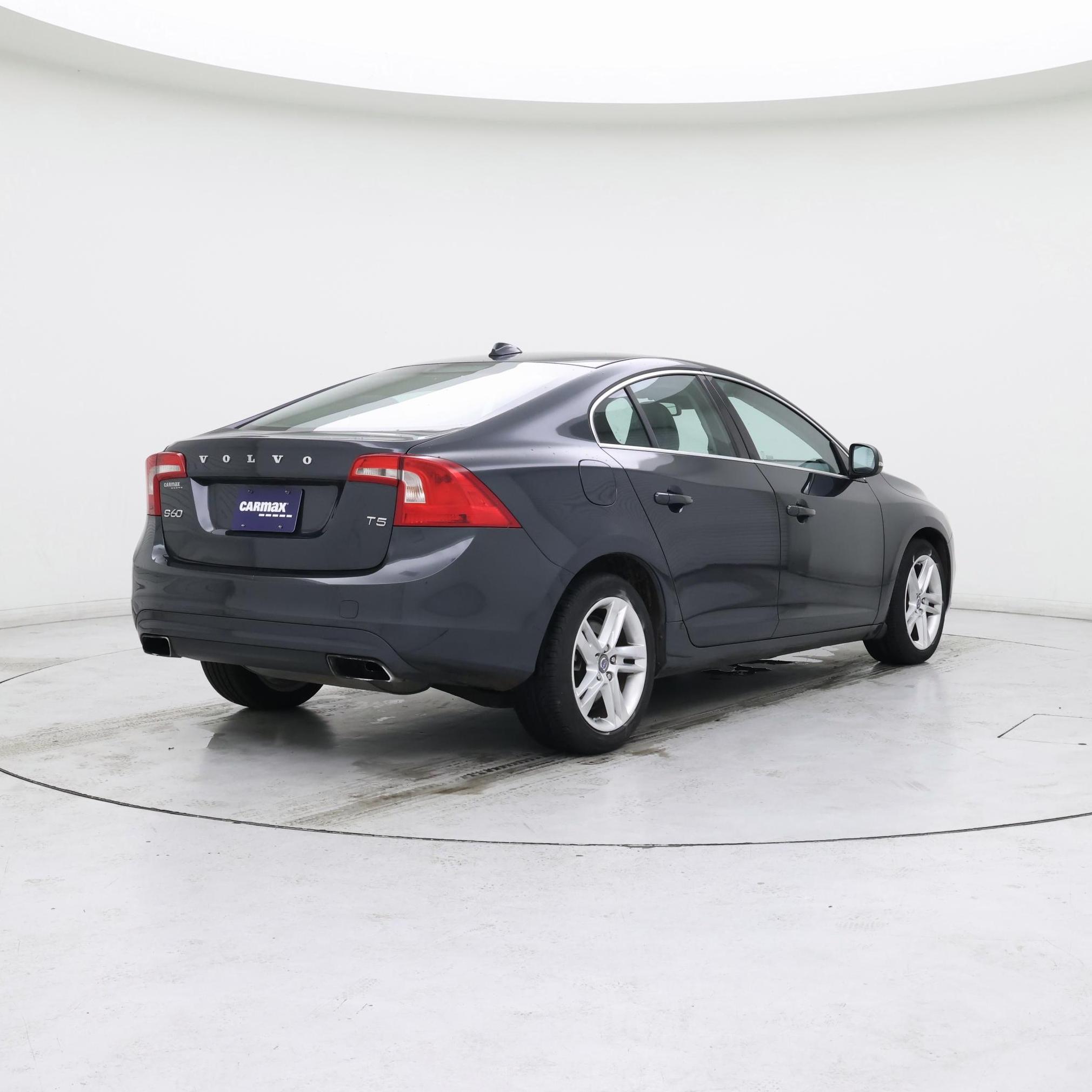 Thumbnail: 2015 Volvo S60 - 8