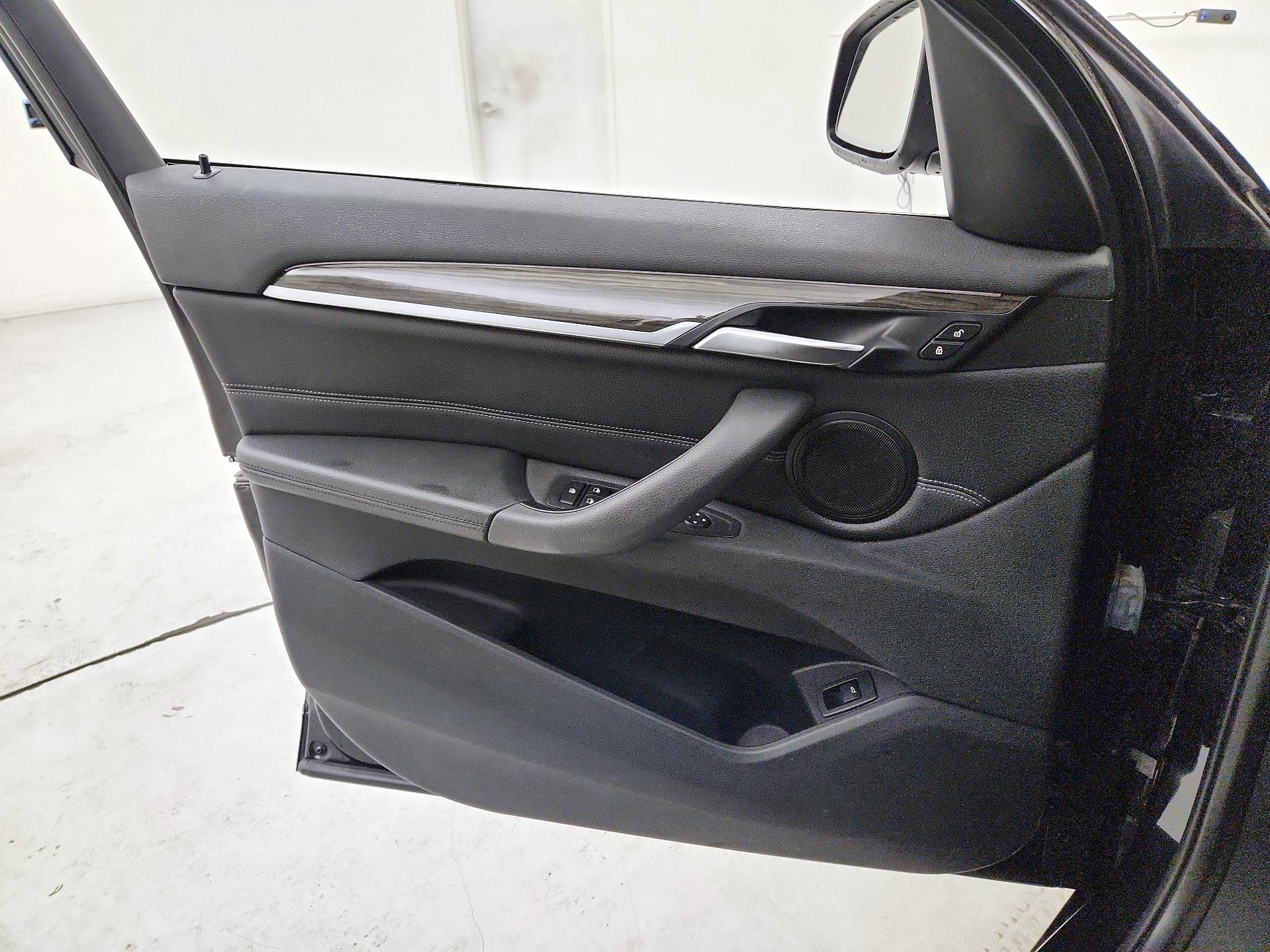 Thumbnail: 2018 BMW X1 - 12