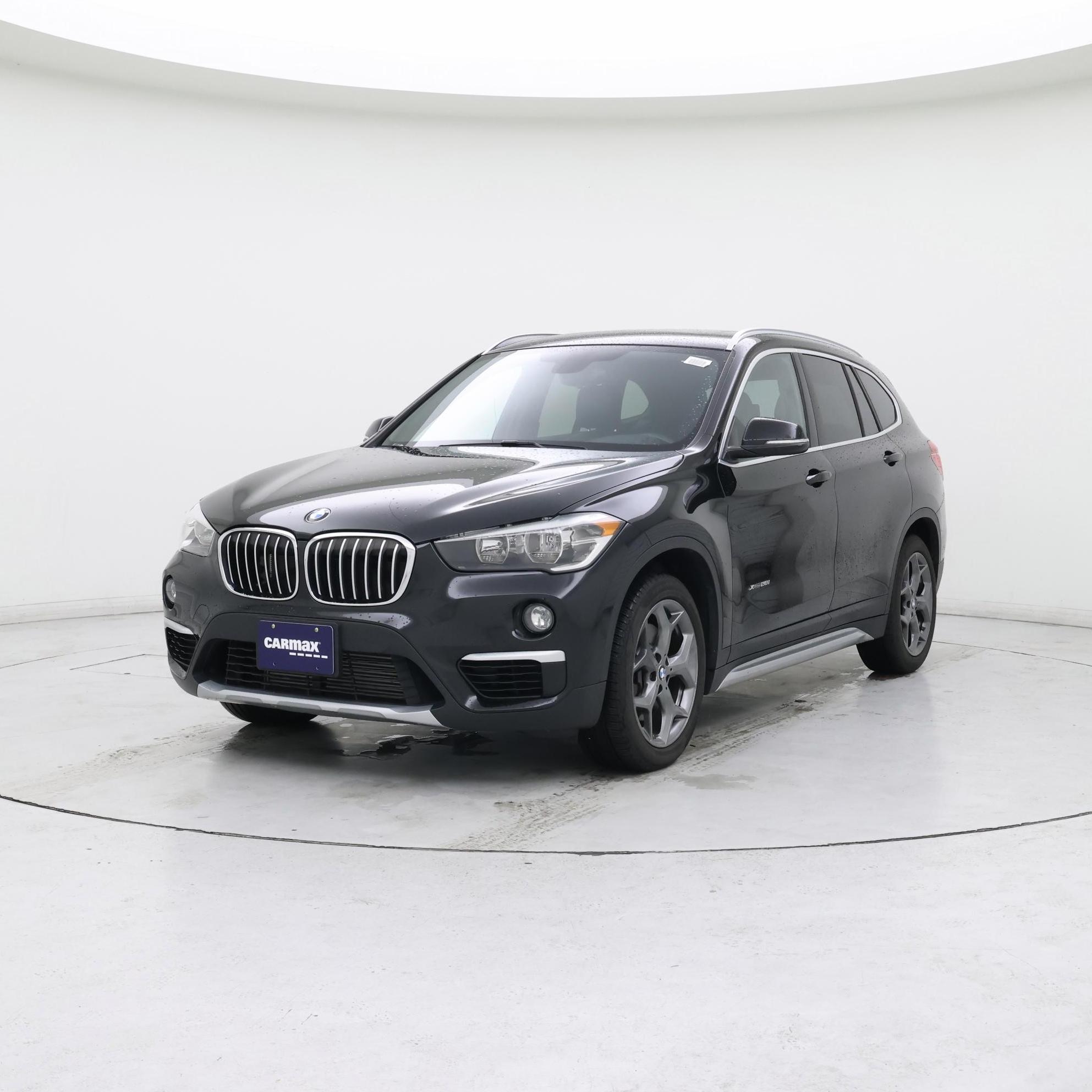 Thumbnail: 2018 BMW X1 - 4