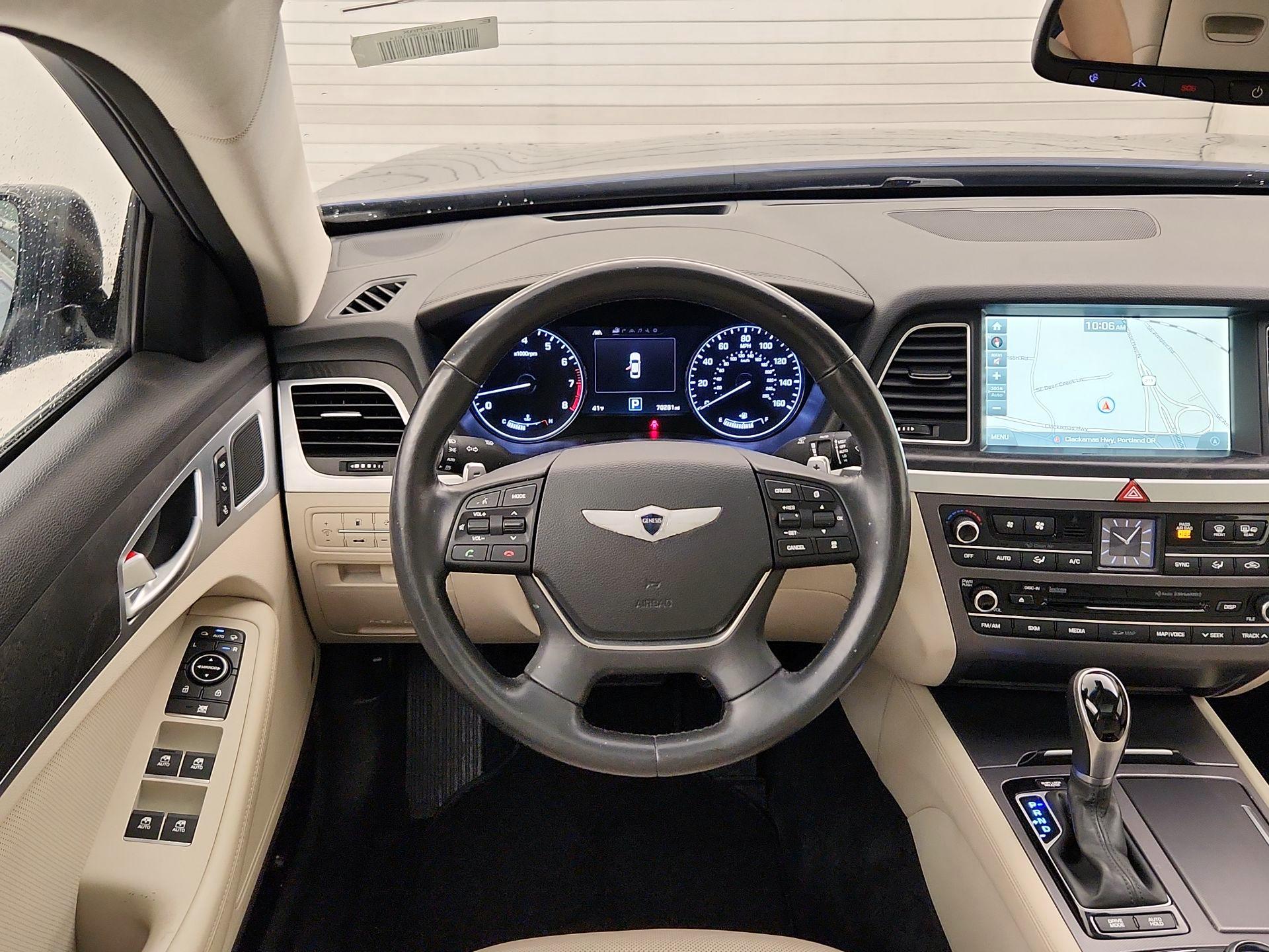 Thumbnail: 2015 Hyundai Genesis - 10