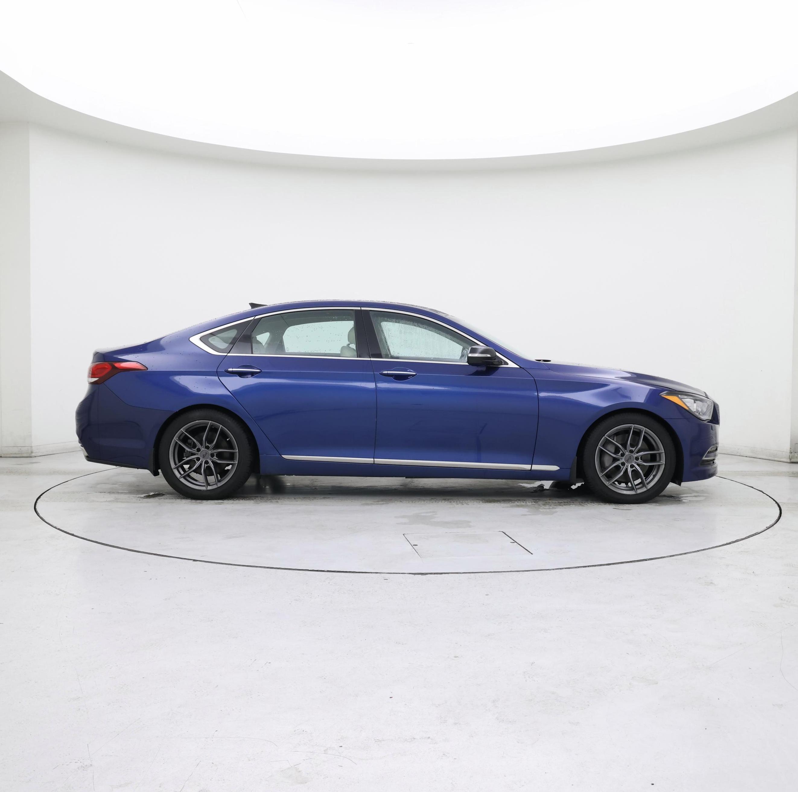 Thumbnail: 2015 Hyundai Genesis - 7