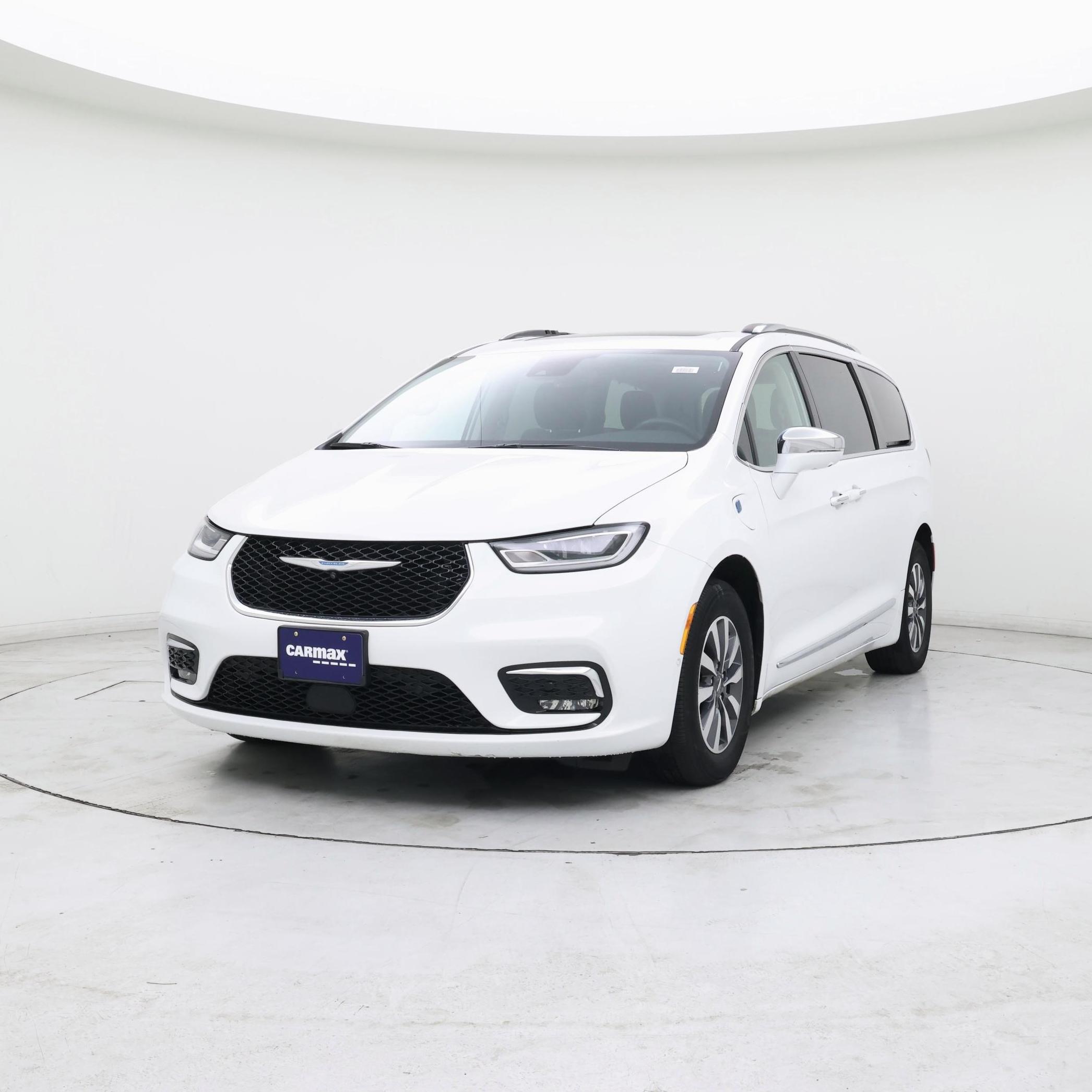 Thumbnail: 2021 Chrysler Pacifica - 4