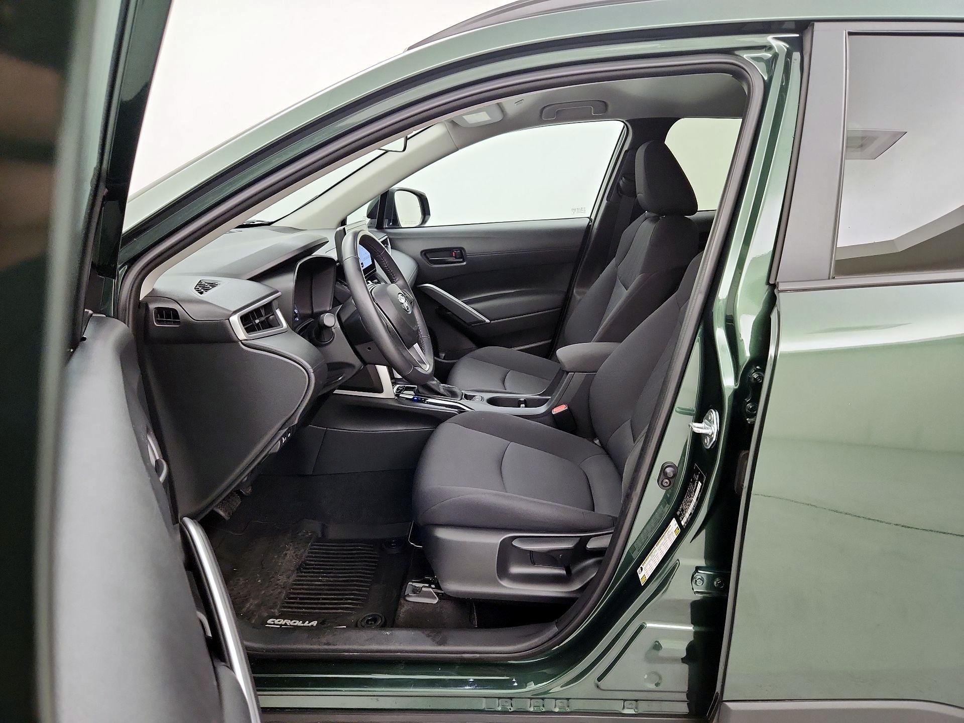 Thumbnail: 2023 Toyota Corolla Cross - 11