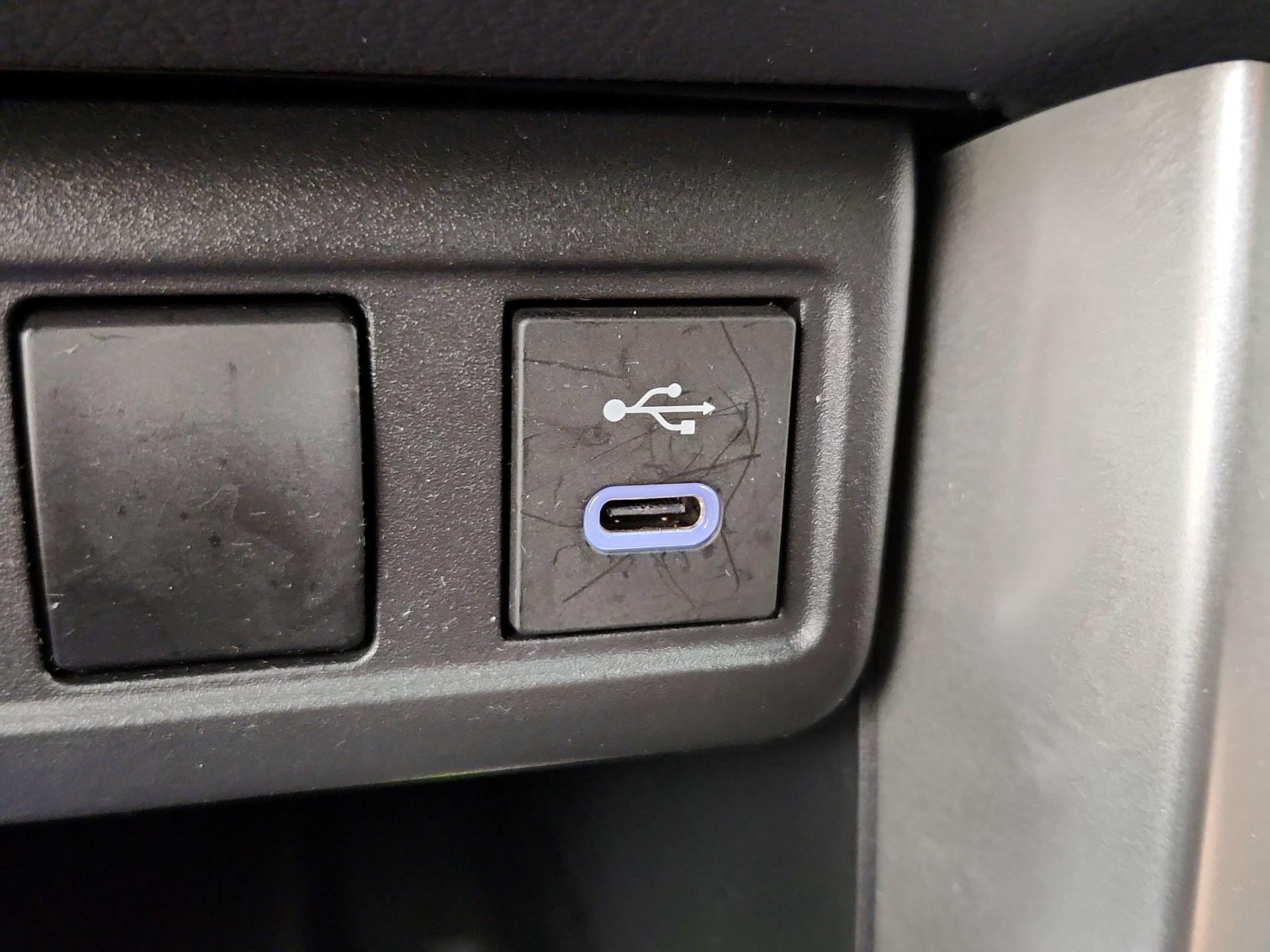 Thumbnail: 2023 Toyota Corolla Cross - 18