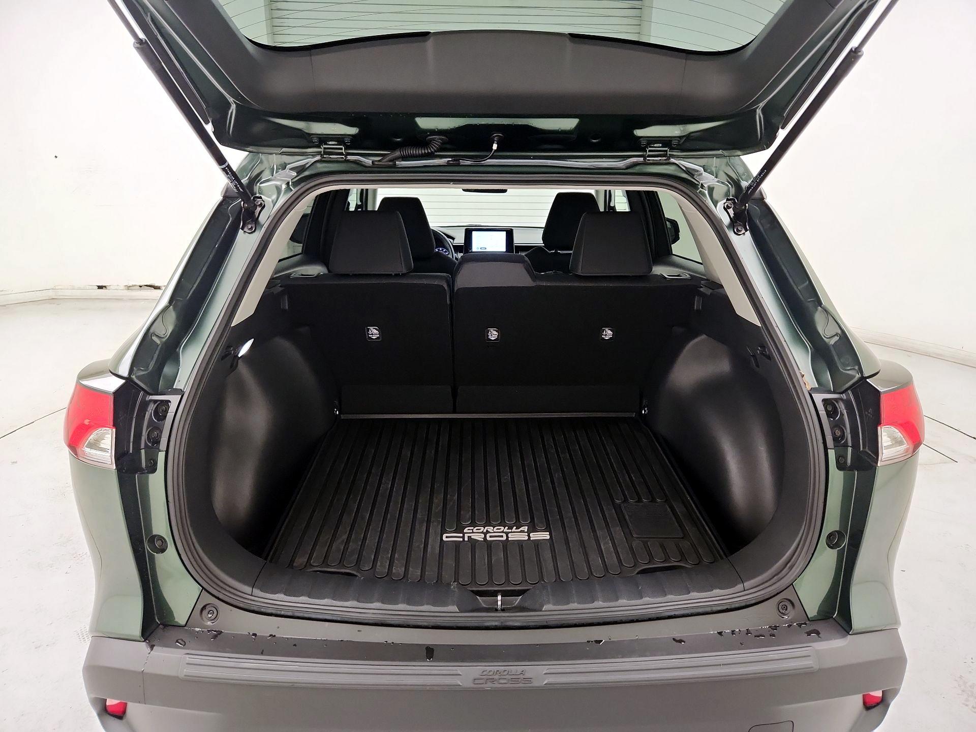 Thumbnail: 2023 Toyota Corolla Cross - 20