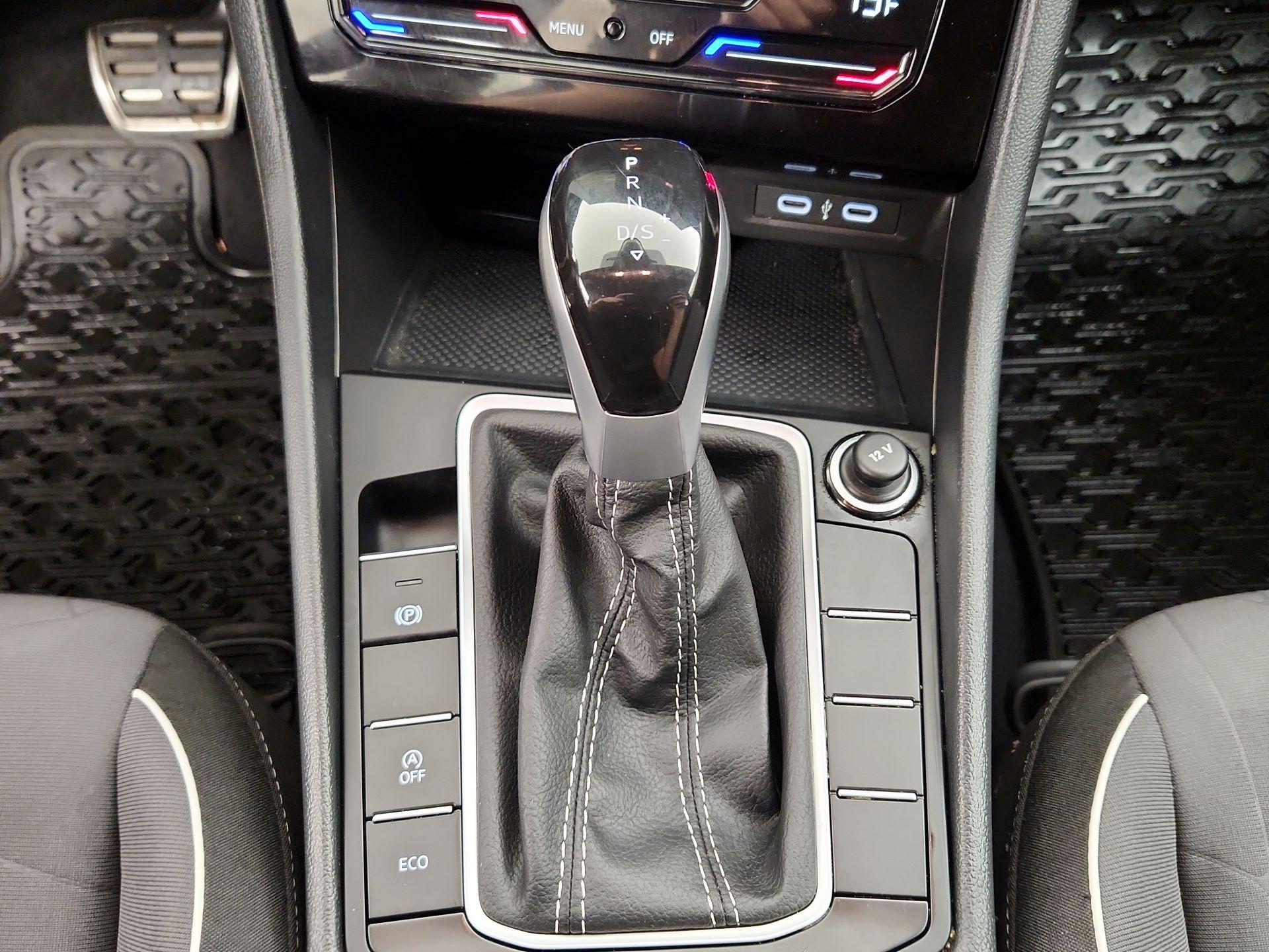 Thumbnail: 2025 Volkswagen Jetta - 17