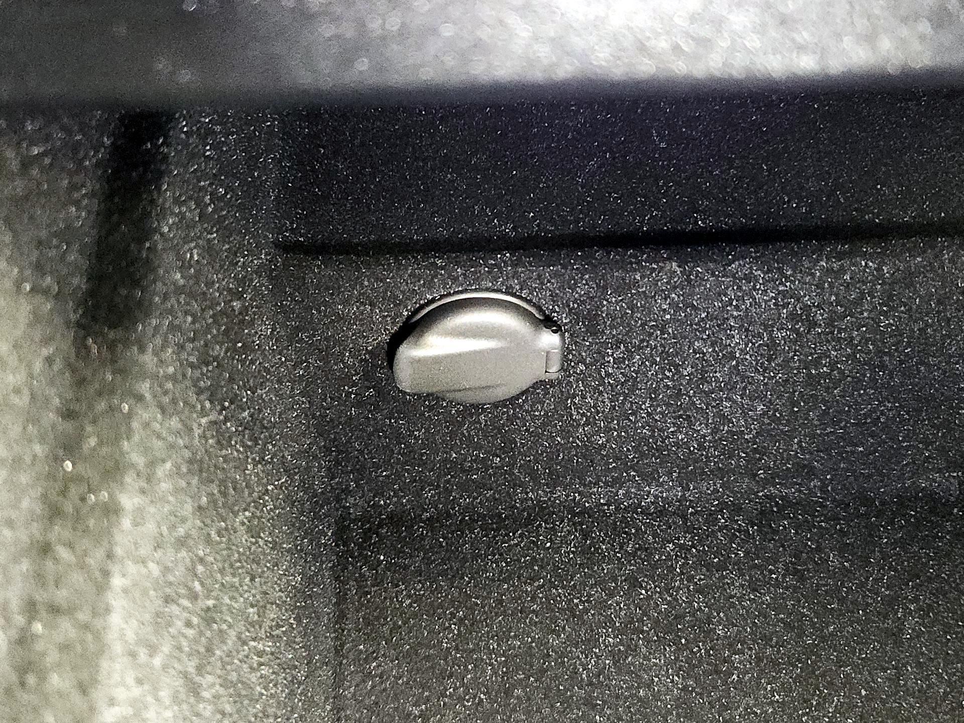 Thumbnail: 2025 Tesla Model 3 - 18