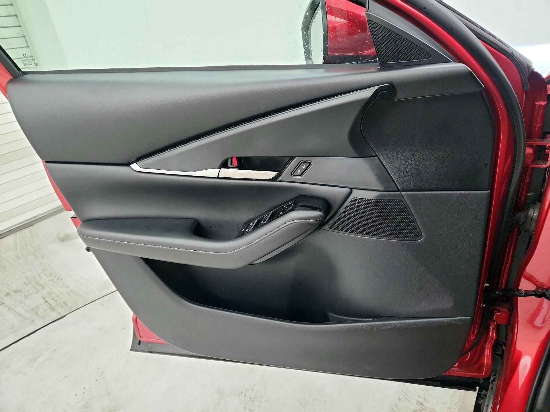 Thumbnail: 2023 Mazda CX-30 - 12