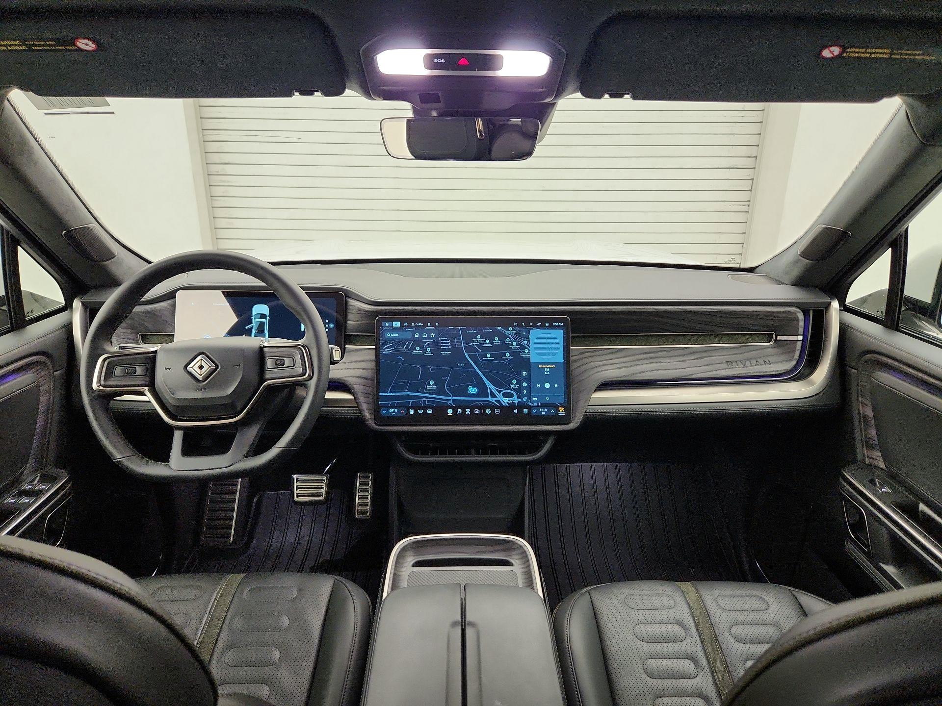 Thumbnail: 2022 Rivian R1T - 9