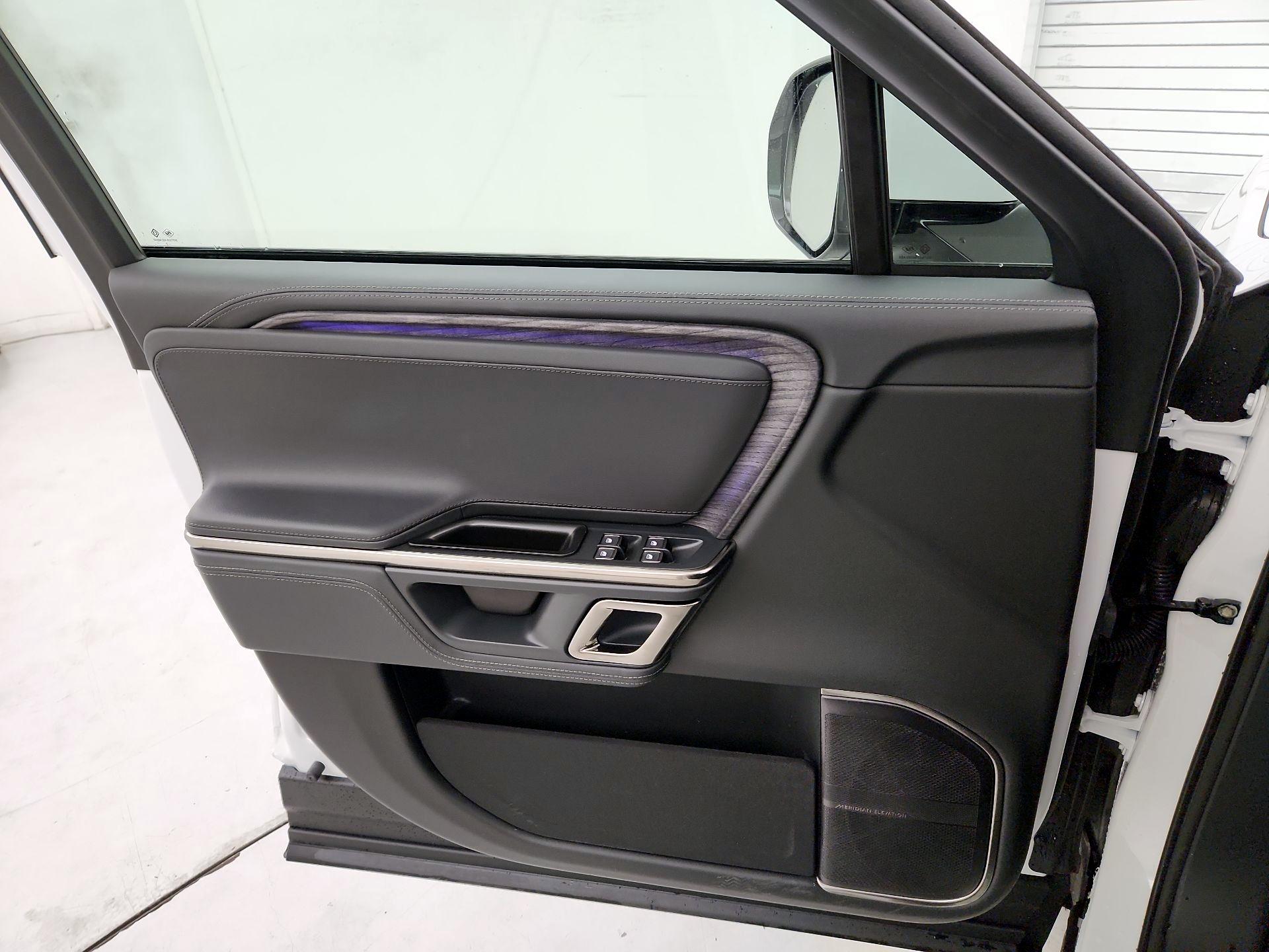 Thumbnail: 2022 Rivian R1T - 12