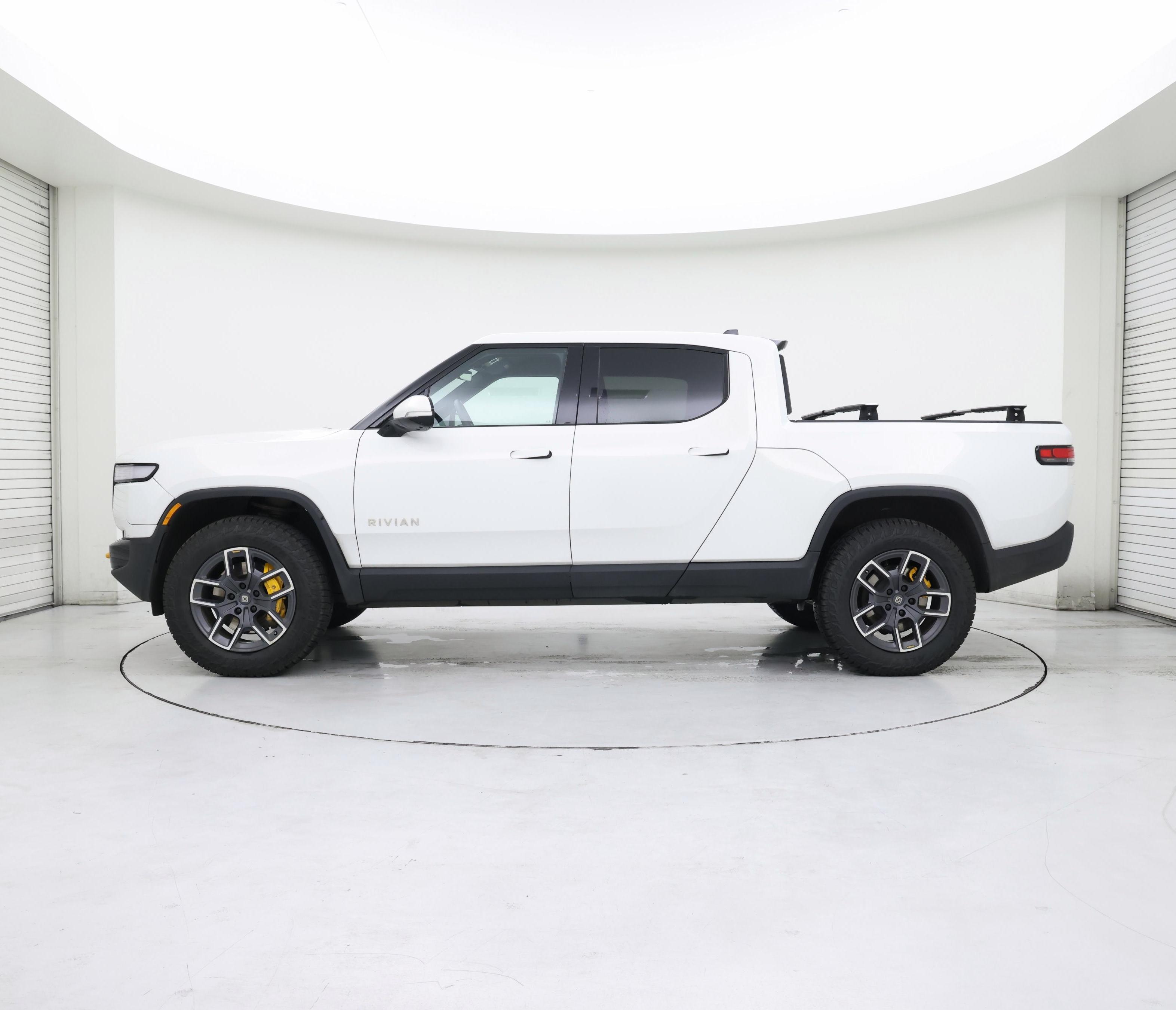 Thumbnail: 2022 Rivian R1T - 3