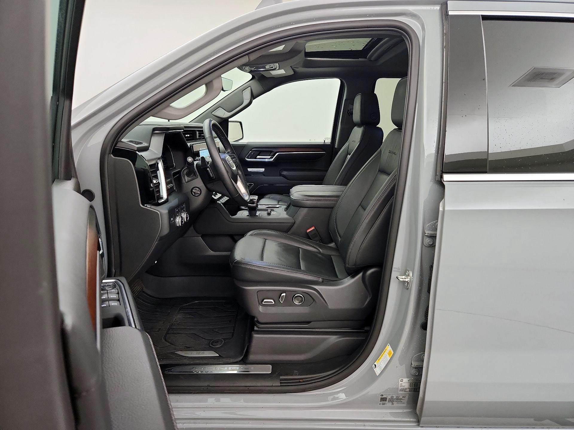 Thumbnail: 2024 GMC Sierra 1500 - 11