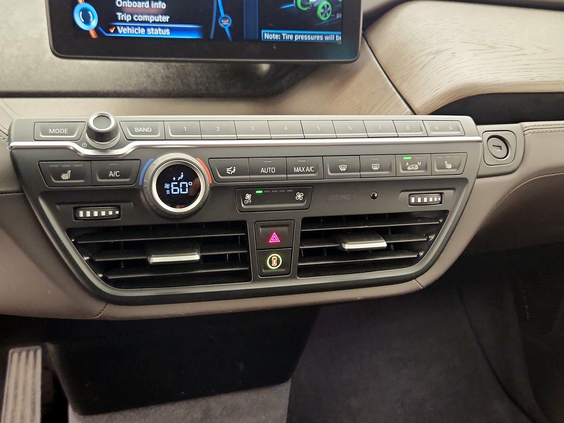 Thumbnail: 2017 BMW i3 - 17