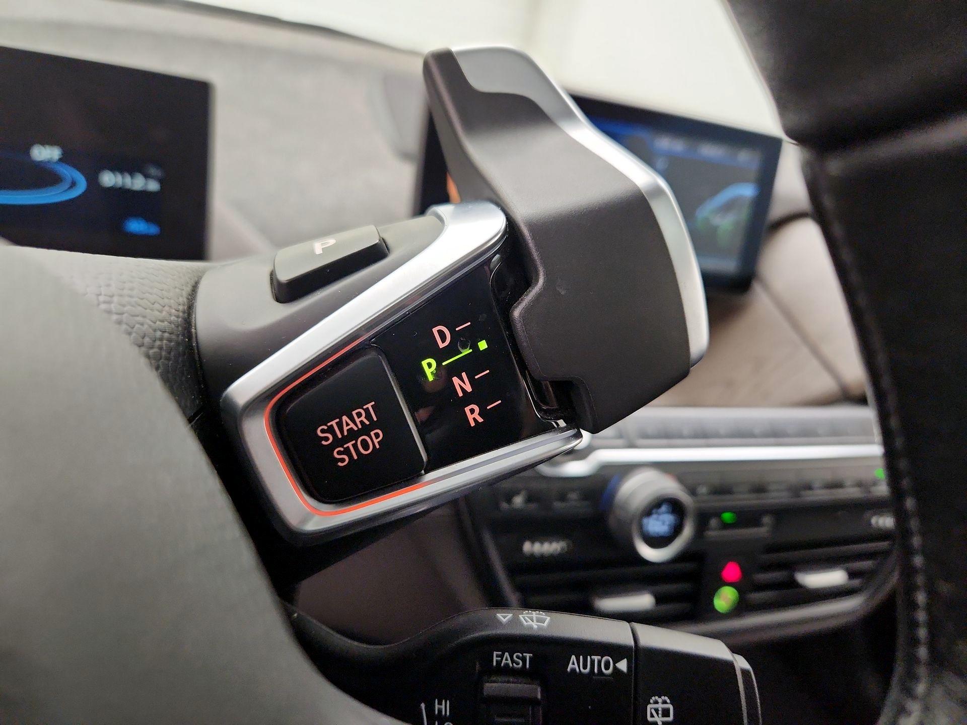 Thumbnail: 2017 BMW i3 - 18