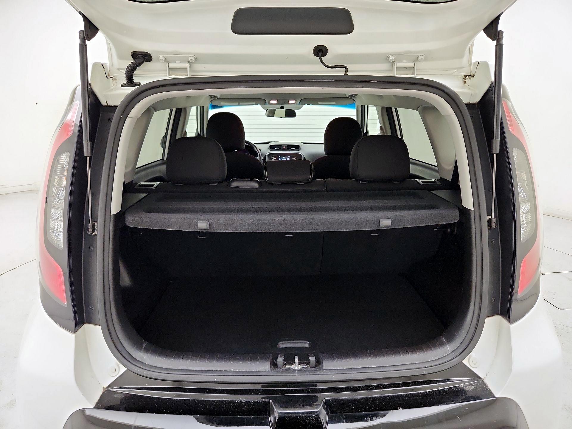 Thumbnail: 2016 Kia Soul - 20