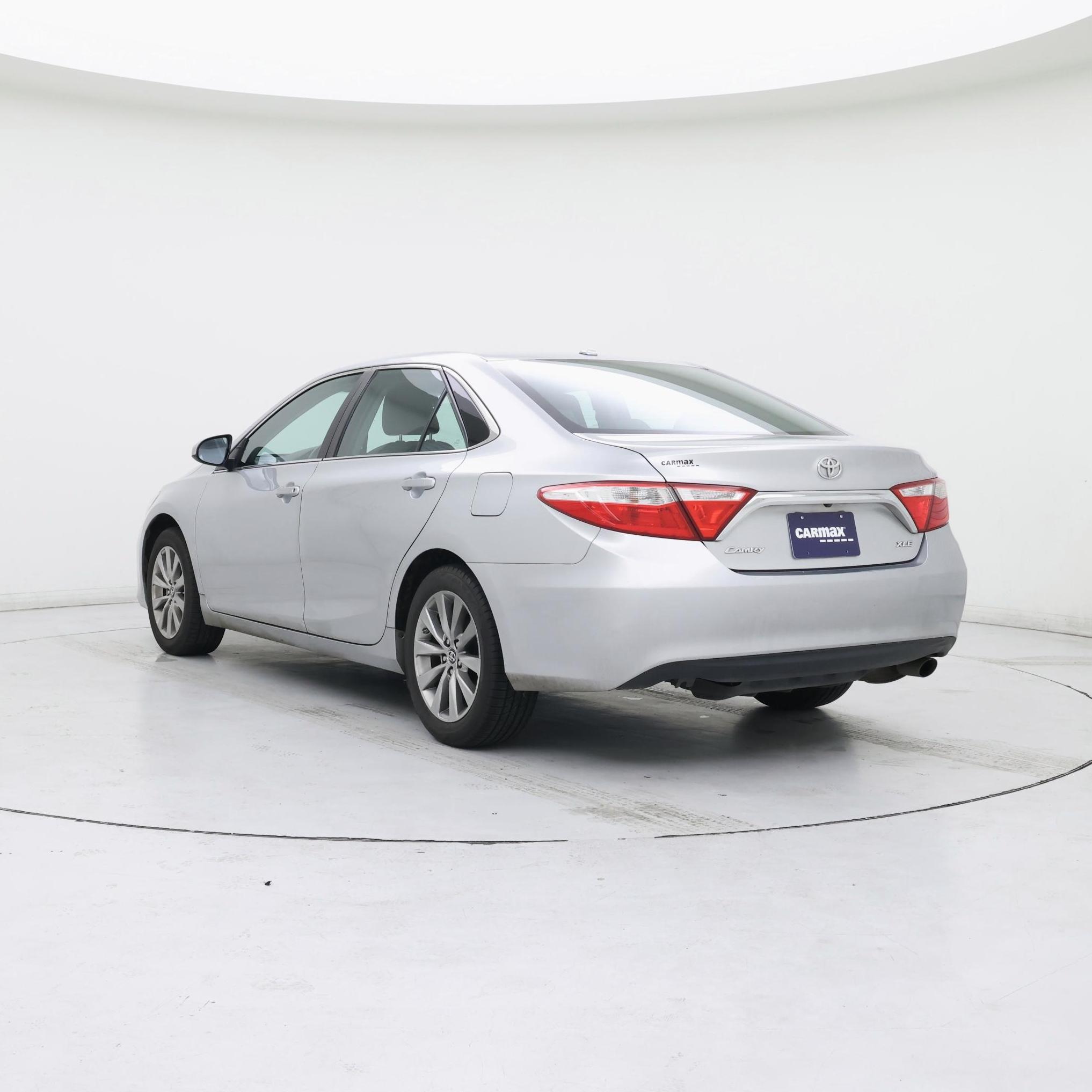 Thumbnail: 2015 Toyota Camry - 2