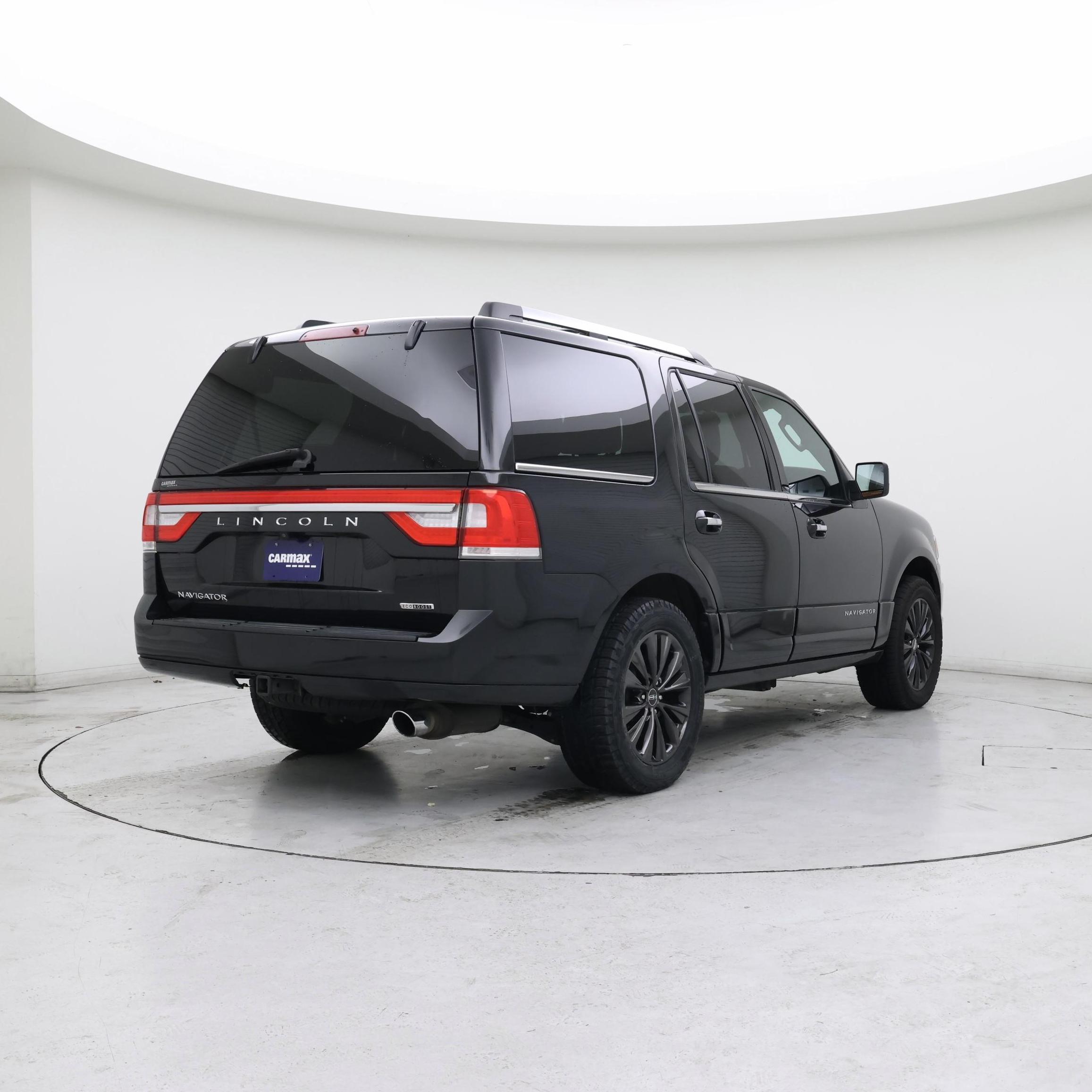 Thumbnail: 2015 Lincoln Navigator - 8