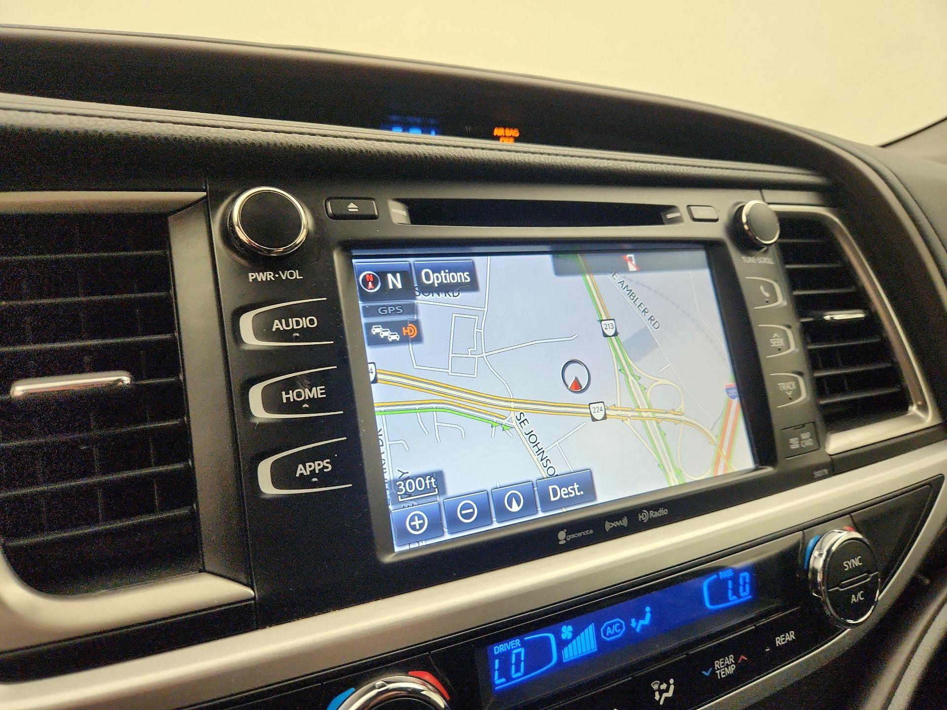 Thumbnail: 2017 Toyota Highlander - 14