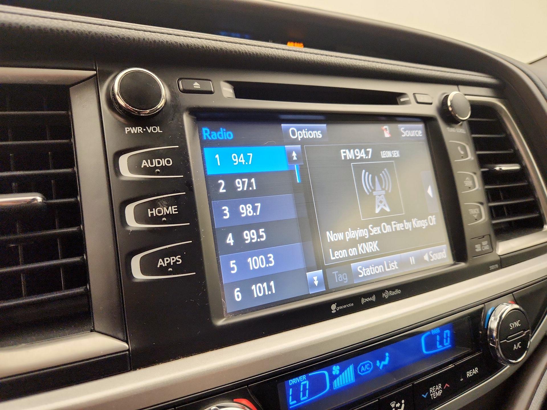 Thumbnail: 2017 Toyota Highlander - 16