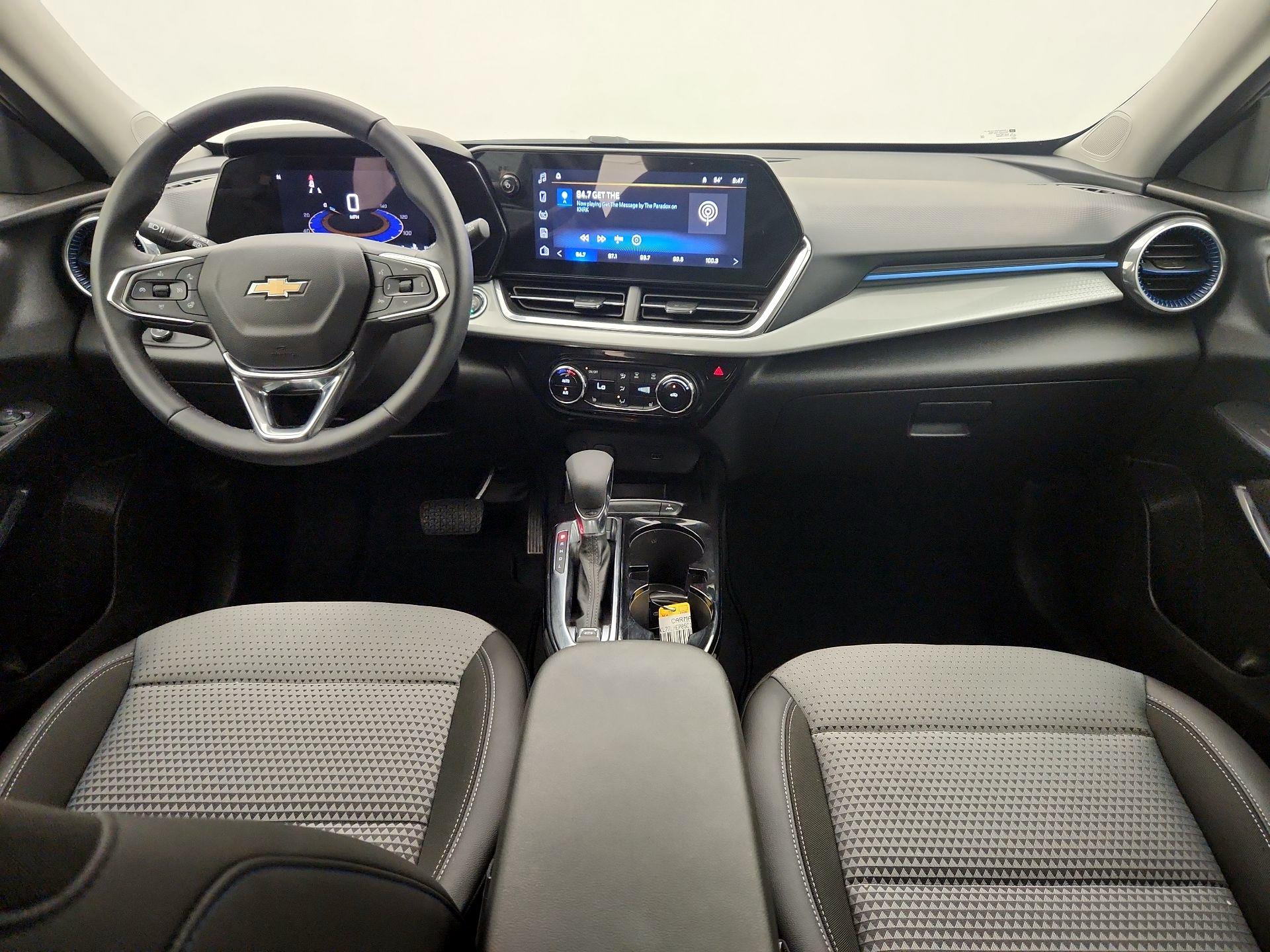 Thumbnail: 2025 Chevrolet Trax - 9