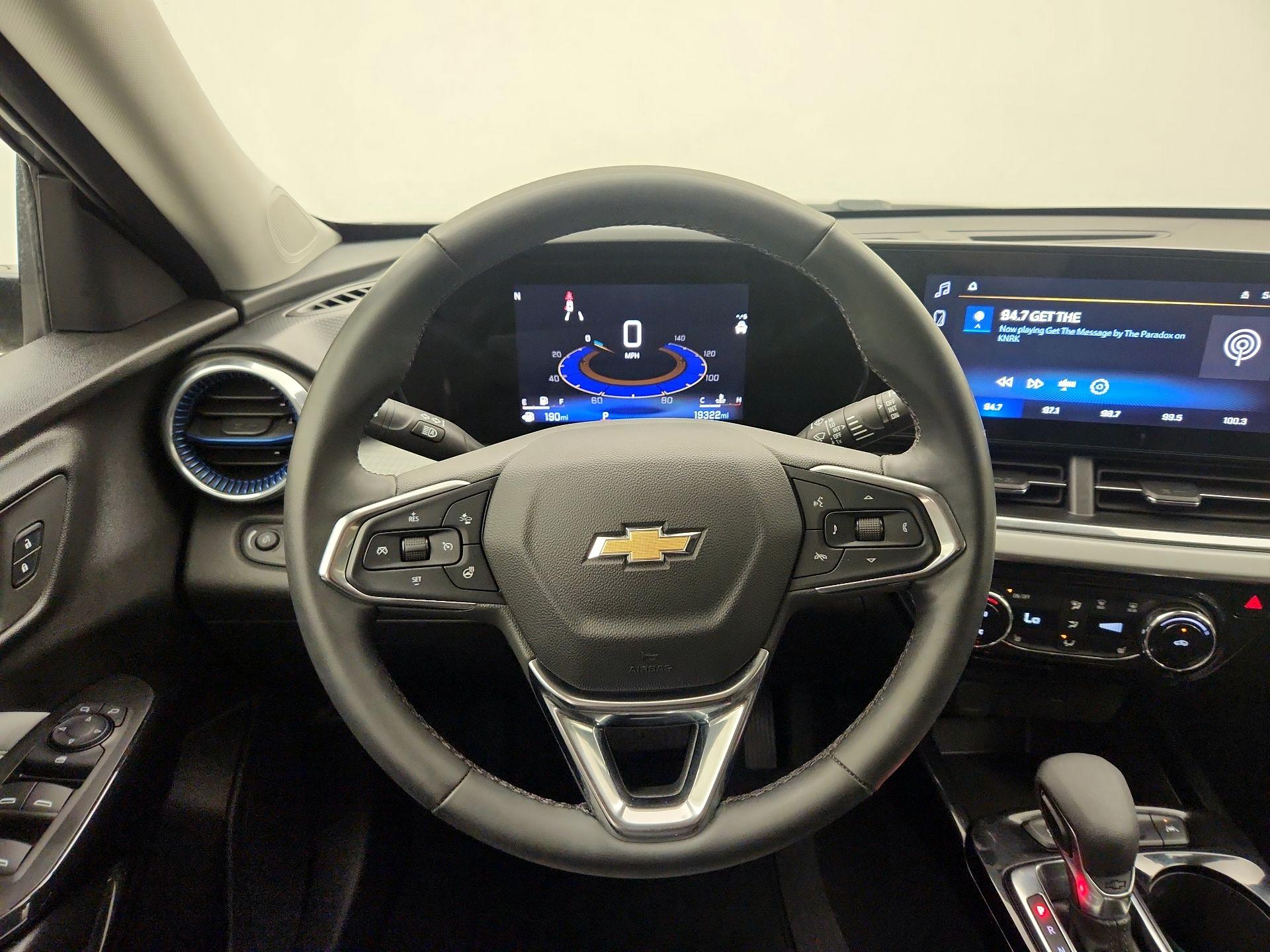 Thumbnail: 2025 Chevrolet Trax - 10