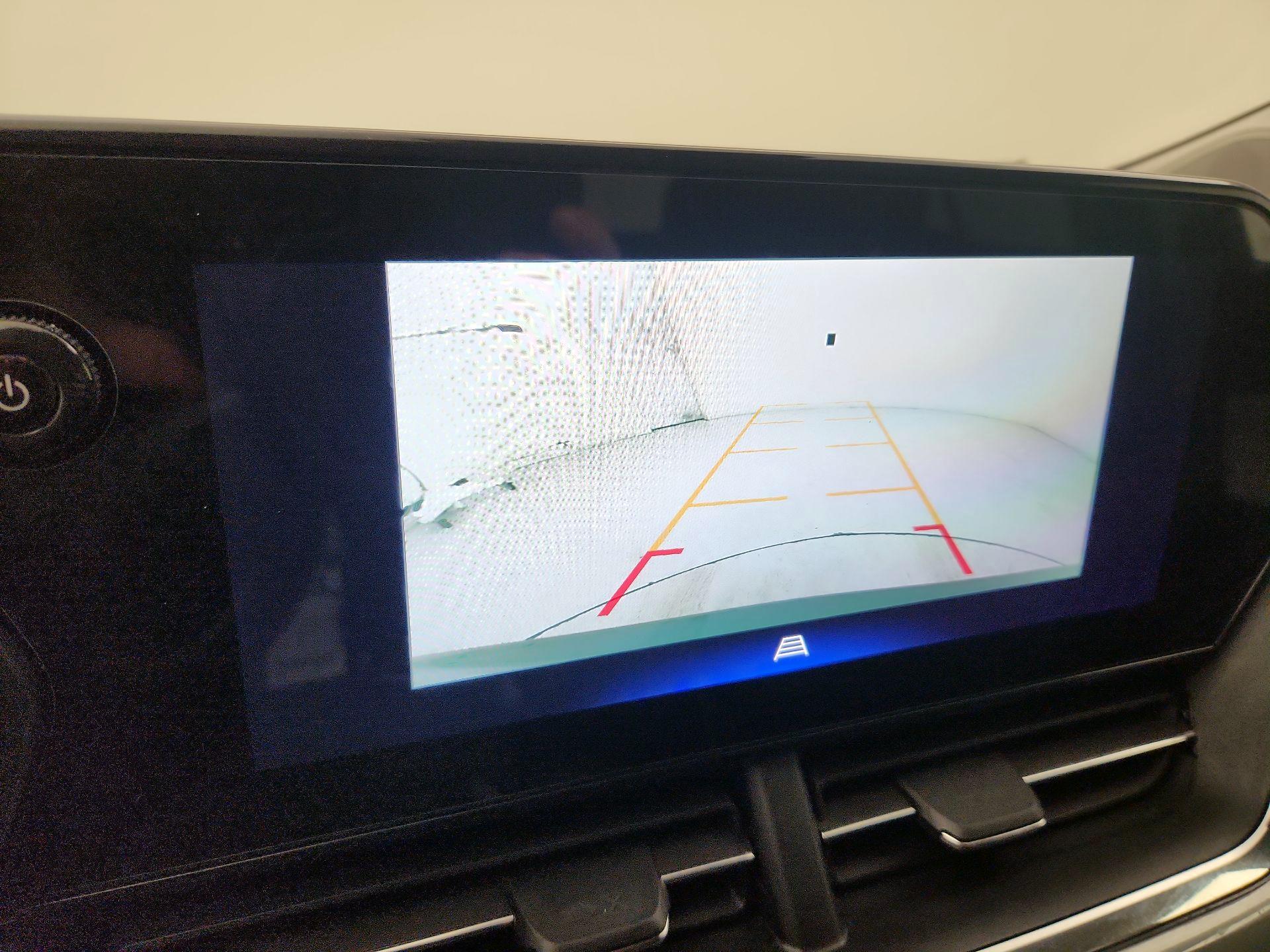 Thumbnail: 2025 Chevrolet Trax - 14