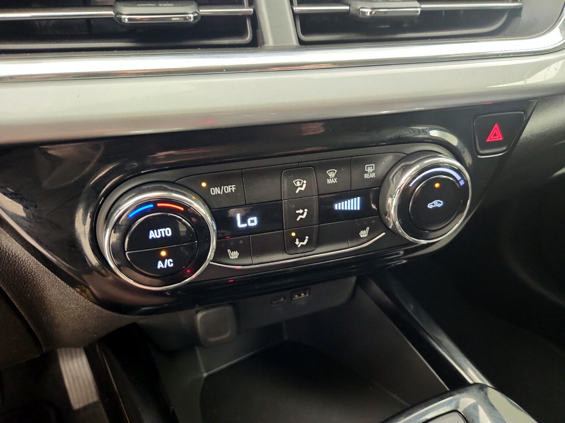 Thumbnail: 2025 Chevrolet Trax - 16