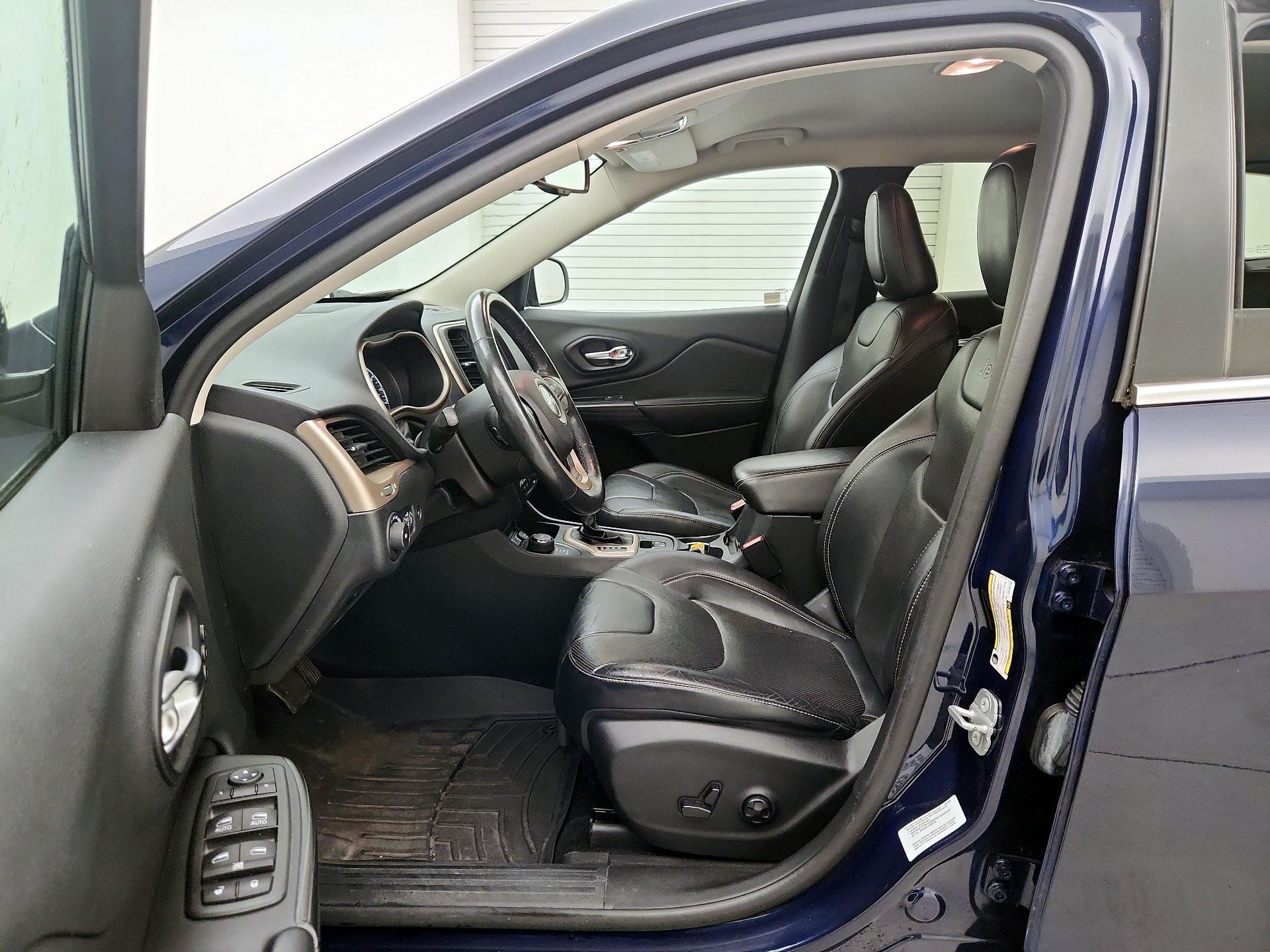 Thumbnail: 2014 Jeep Cherokee - 11