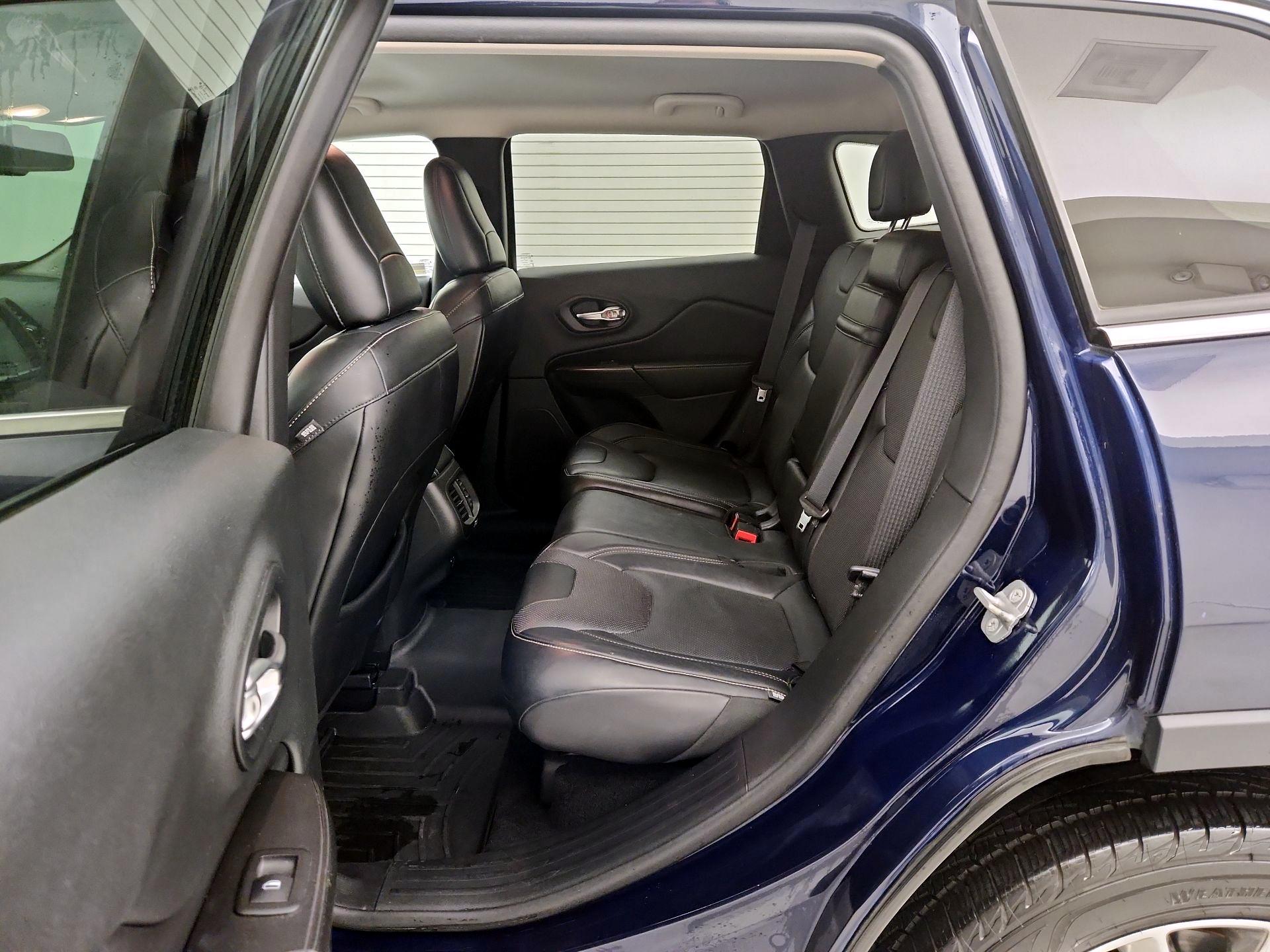 Thumbnail: 2014 Jeep Cherokee - 20