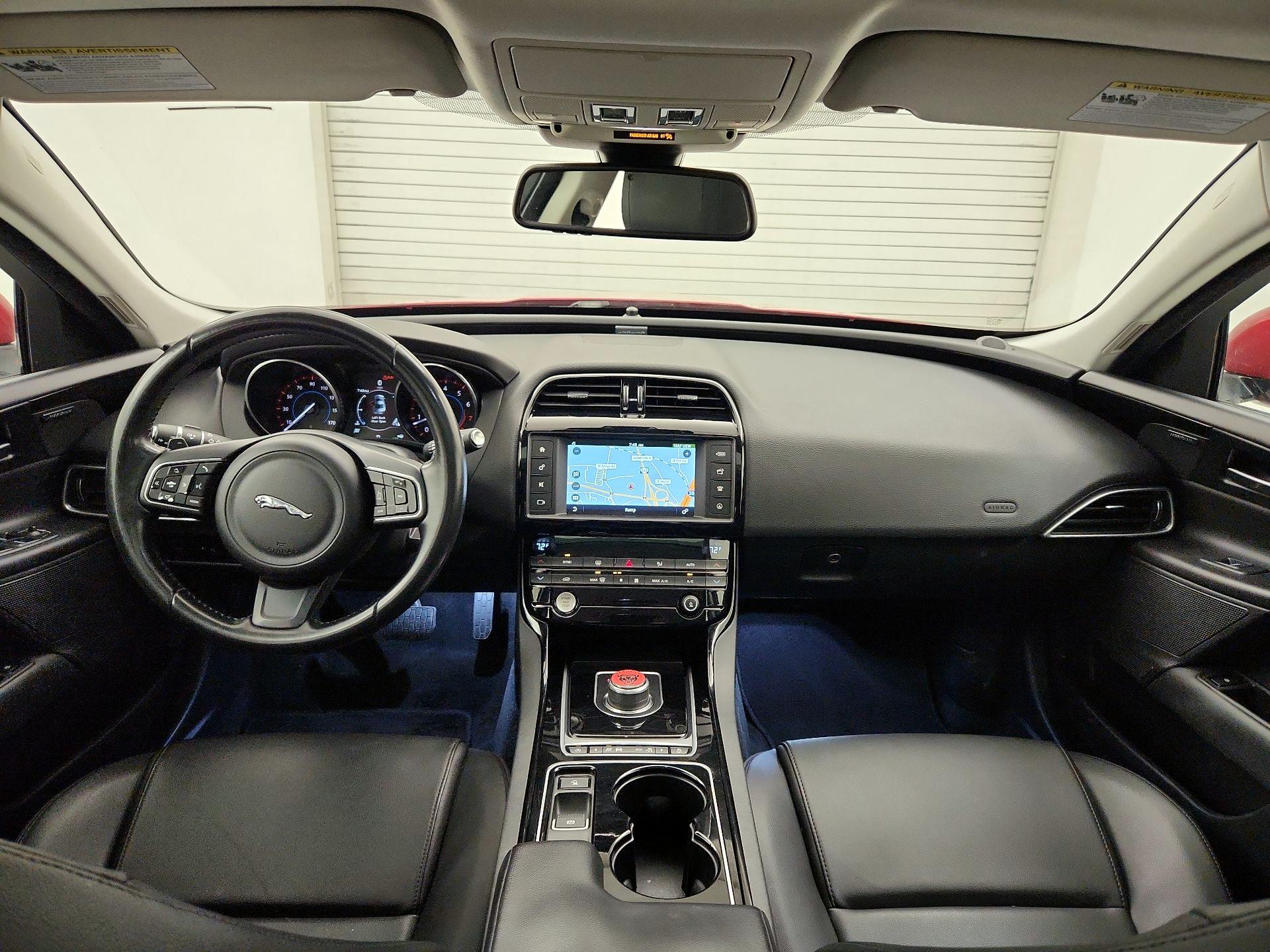 Thumbnail: 2017 Jaguar XE - 9