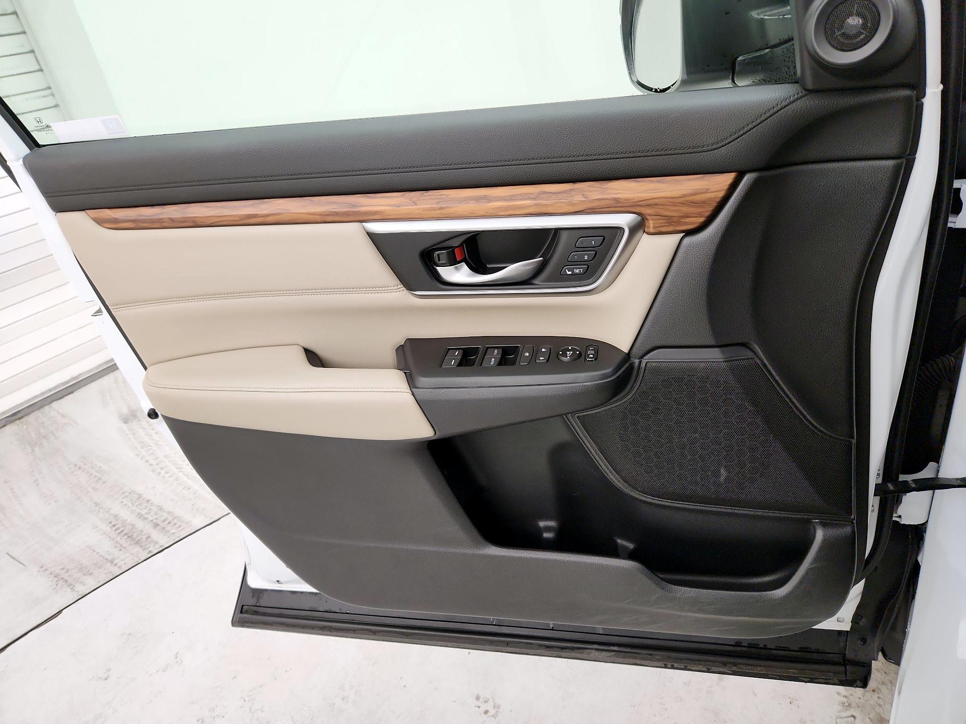 Thumbnail: 2019 Honda CR-V - 12