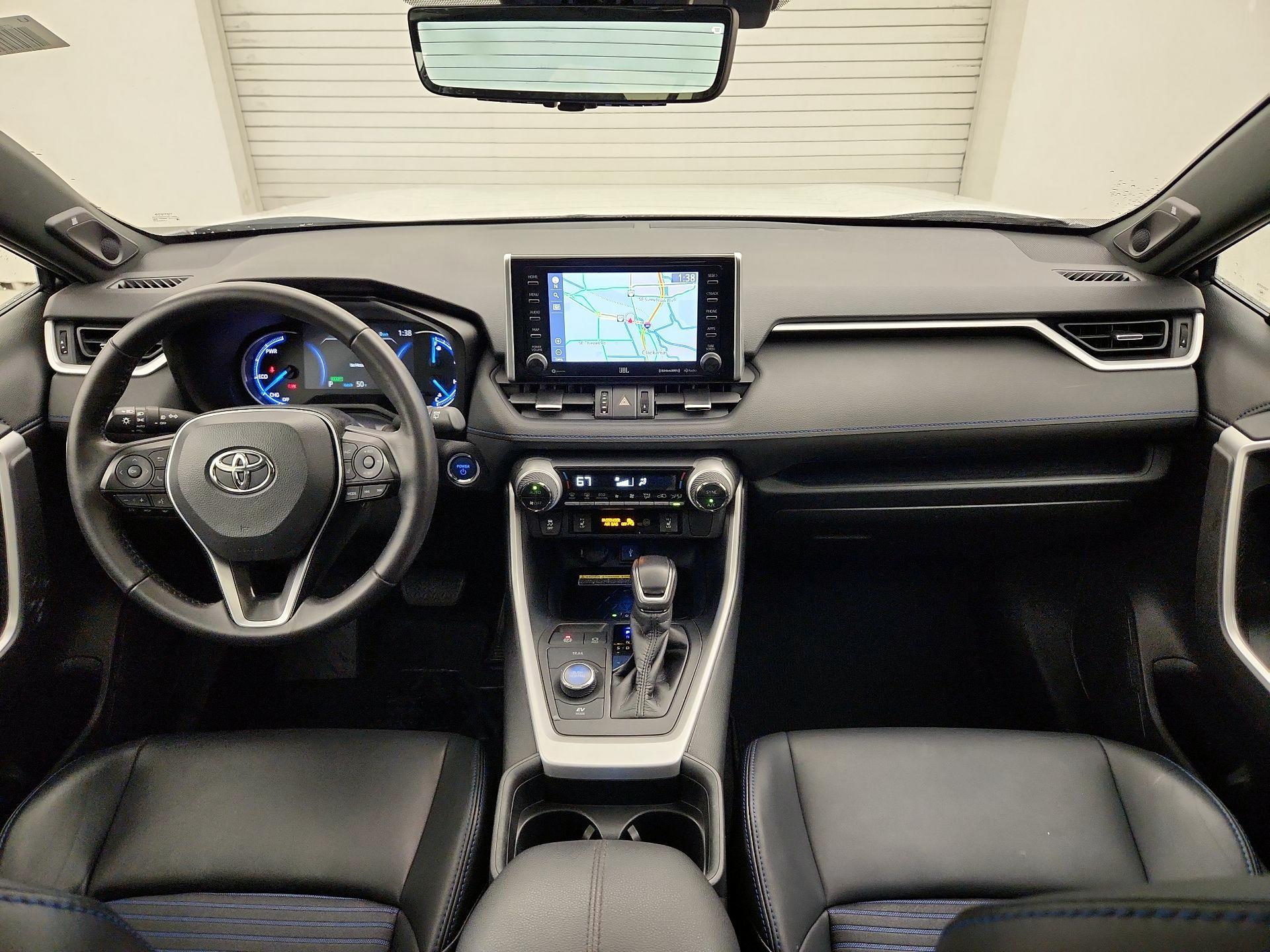 Thumbnail: 2020 Toyota RAV4 - 9