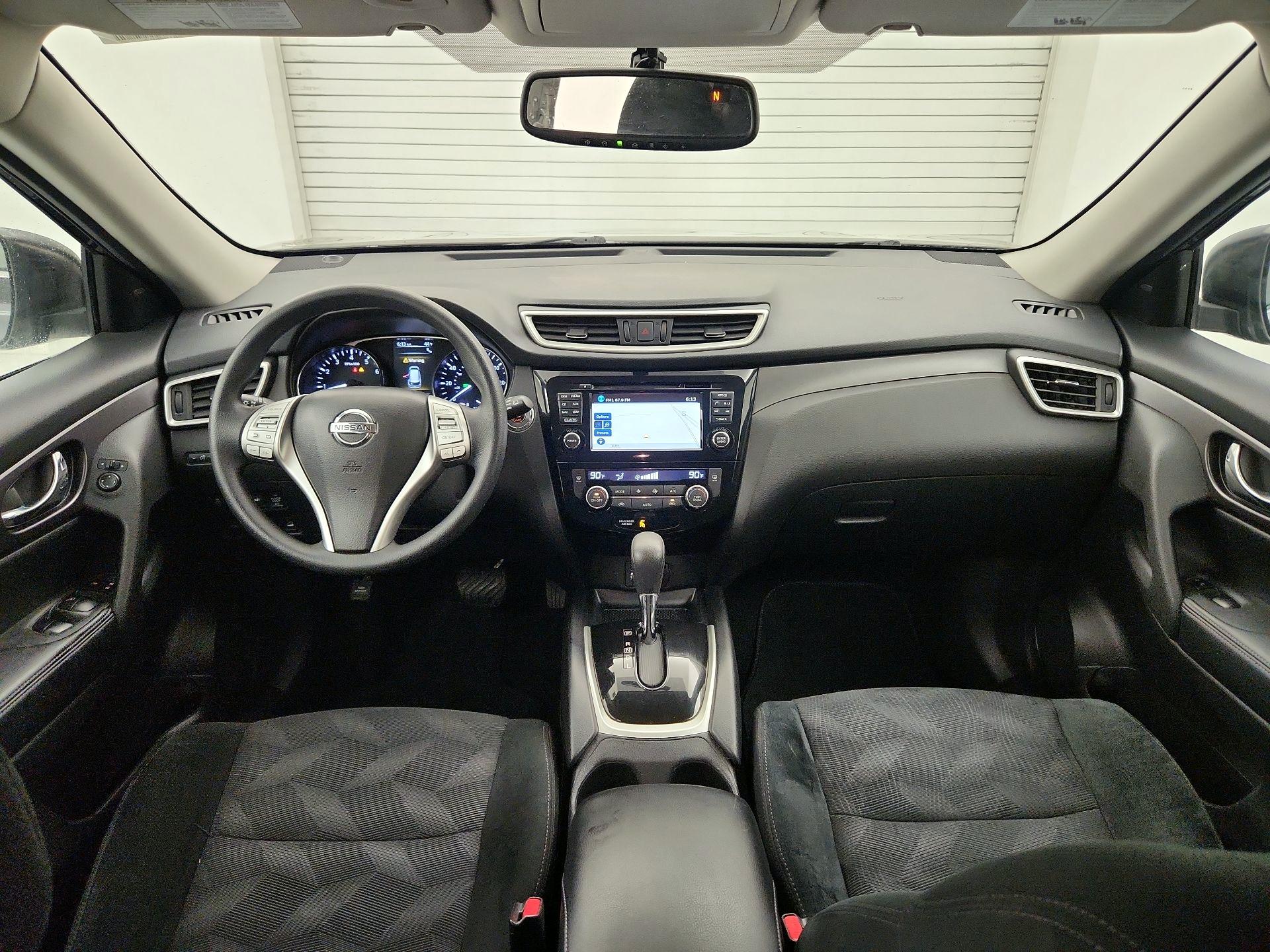 Thumbnail: 2016 Nissan Rogue - 9