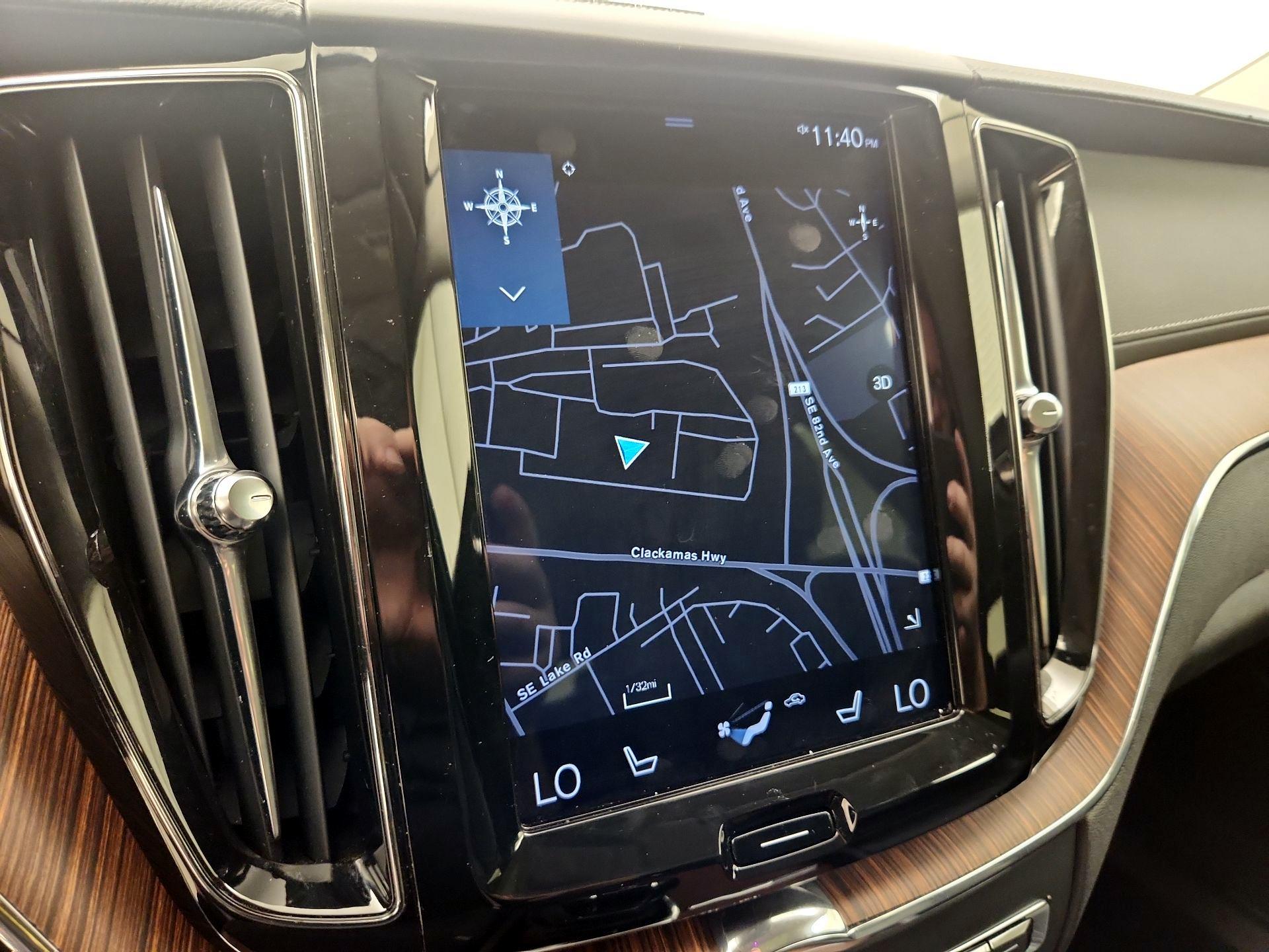 Thumbnail: 2019 Volvo XC60 - 14