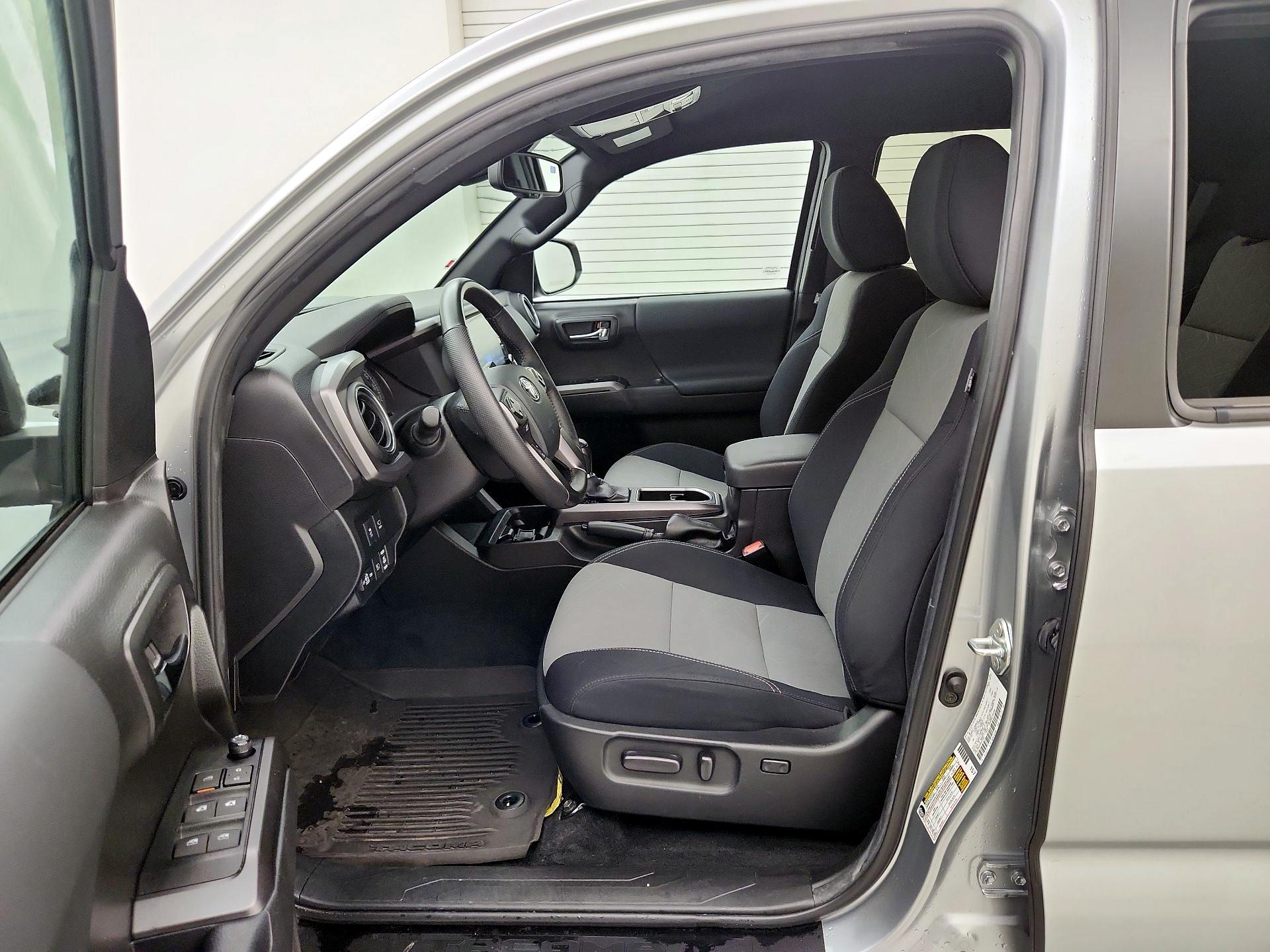 Thumbnail: 2023 Toyota Tacoma - 11