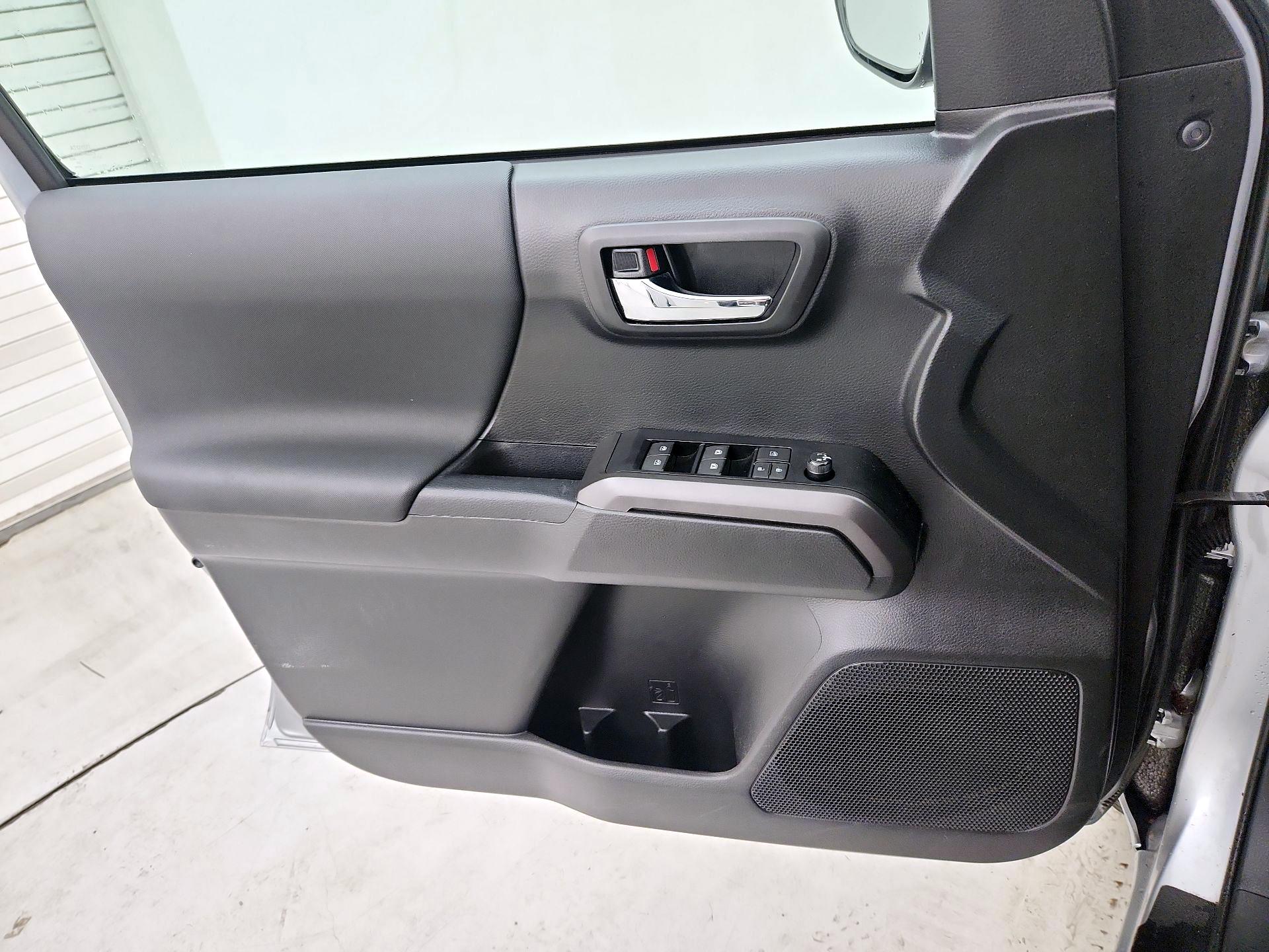 Thumbnail: 2023 Toyota Tacoma - 12