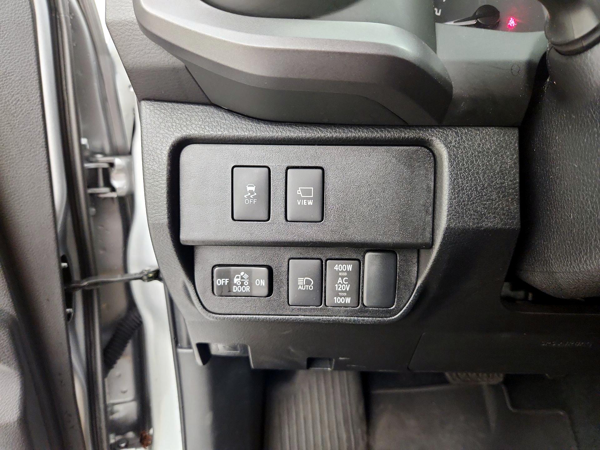 Thumbnail: 2023 Toyota Tacoma - 13