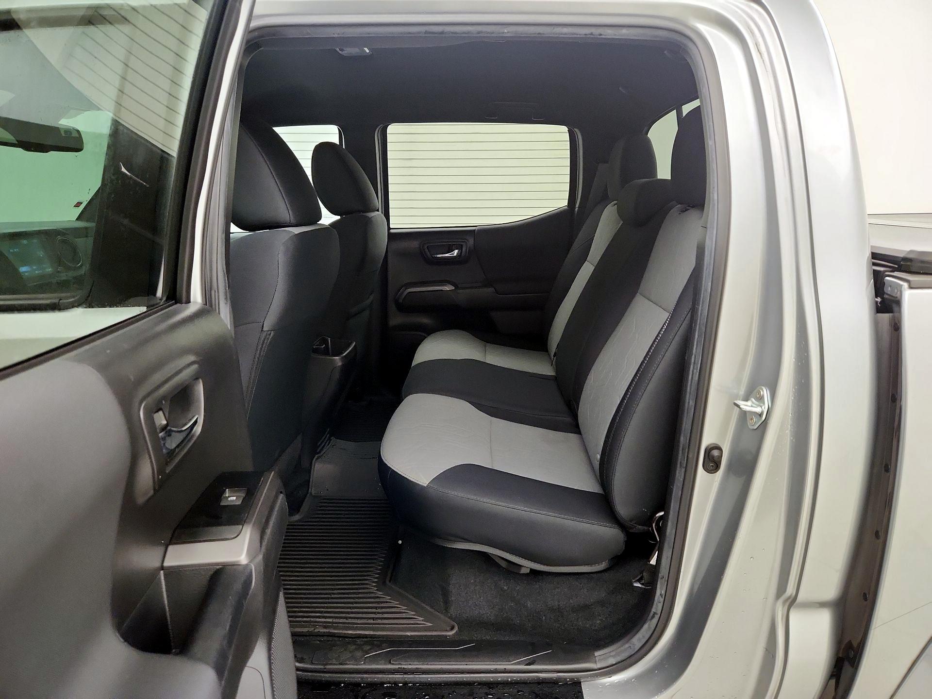 Thumbnail: 2023 Toyota Tacoma - 19