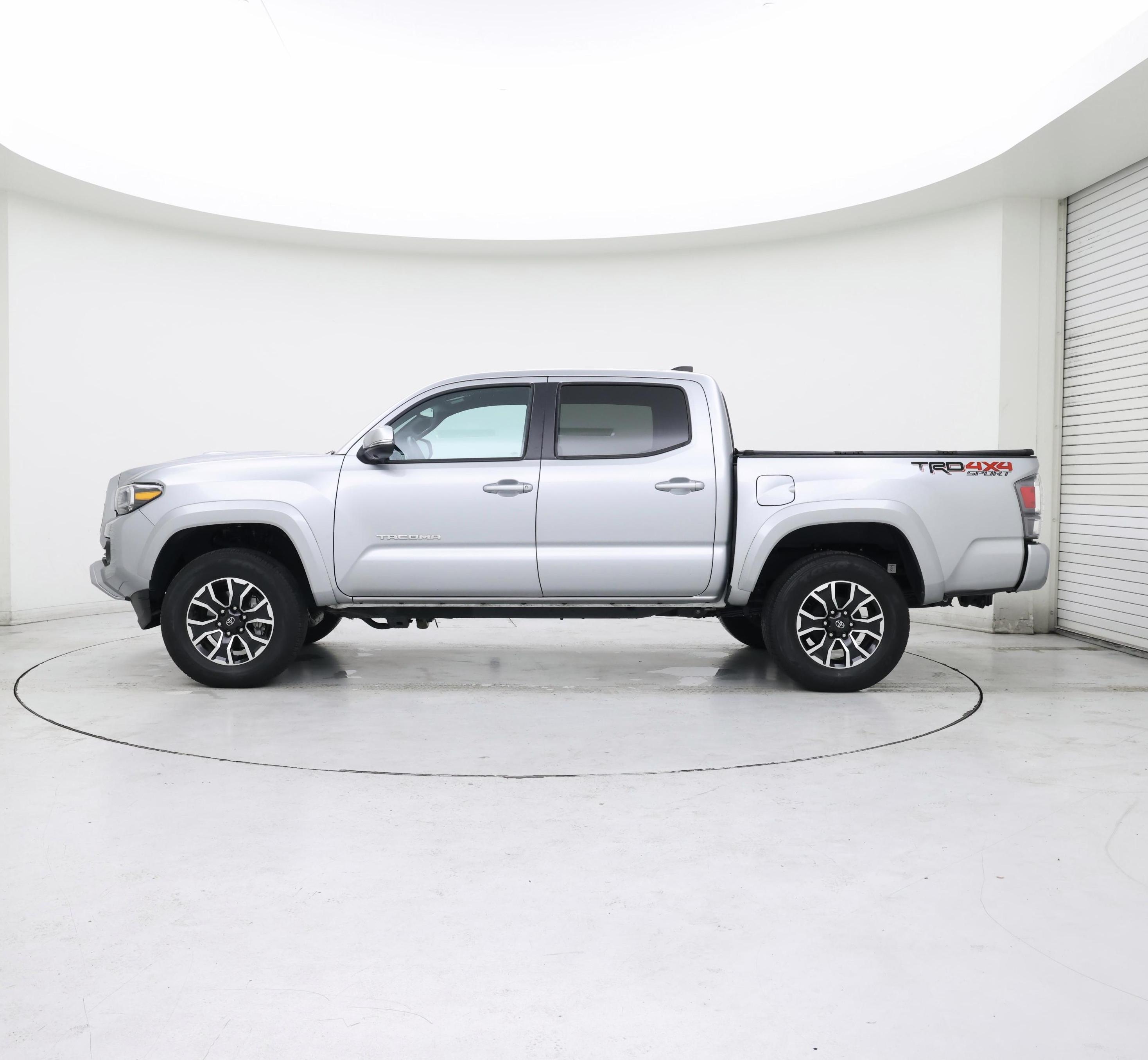 Thumbnail: 2023 Toyota Tacoma - 3