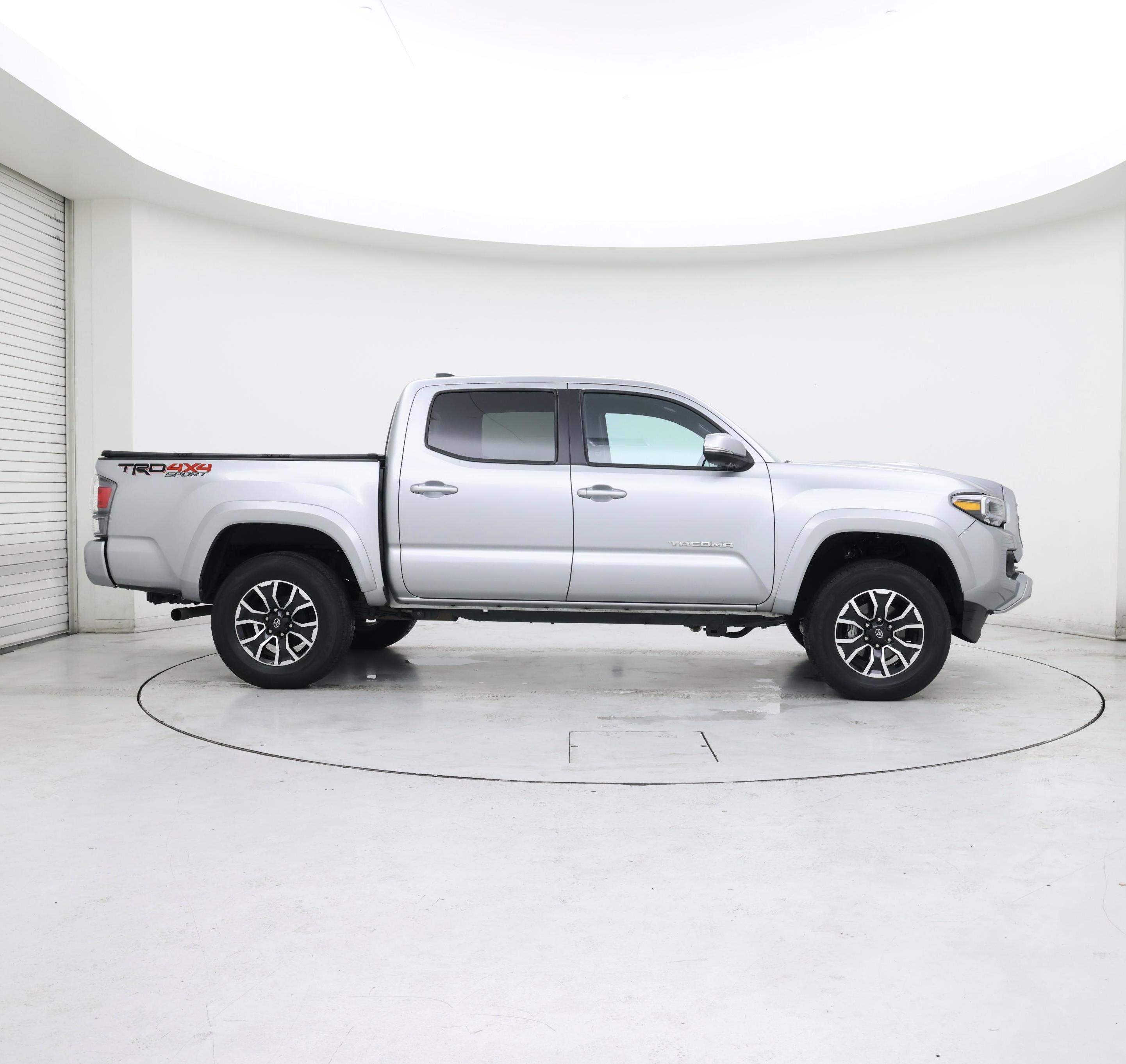 Thumbnail: 2023 Toyota Tacoma - 7