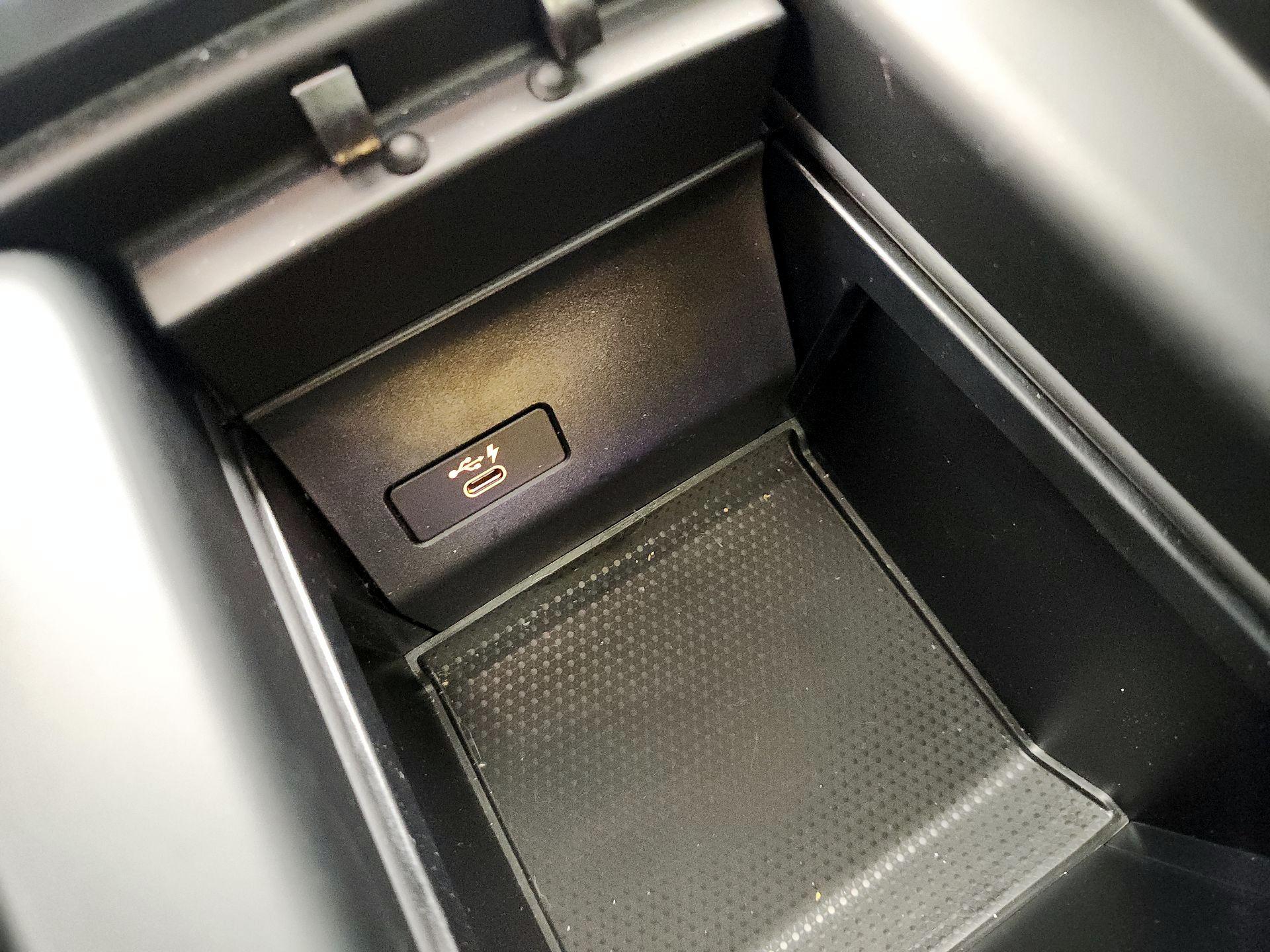 Thumbnail: 2023 BMW X6 - 19